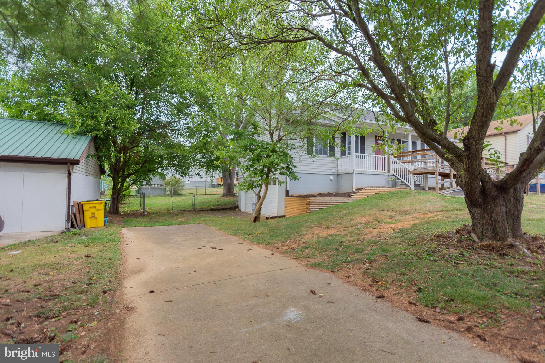 PATRICK HENRY ESTATES - Residential