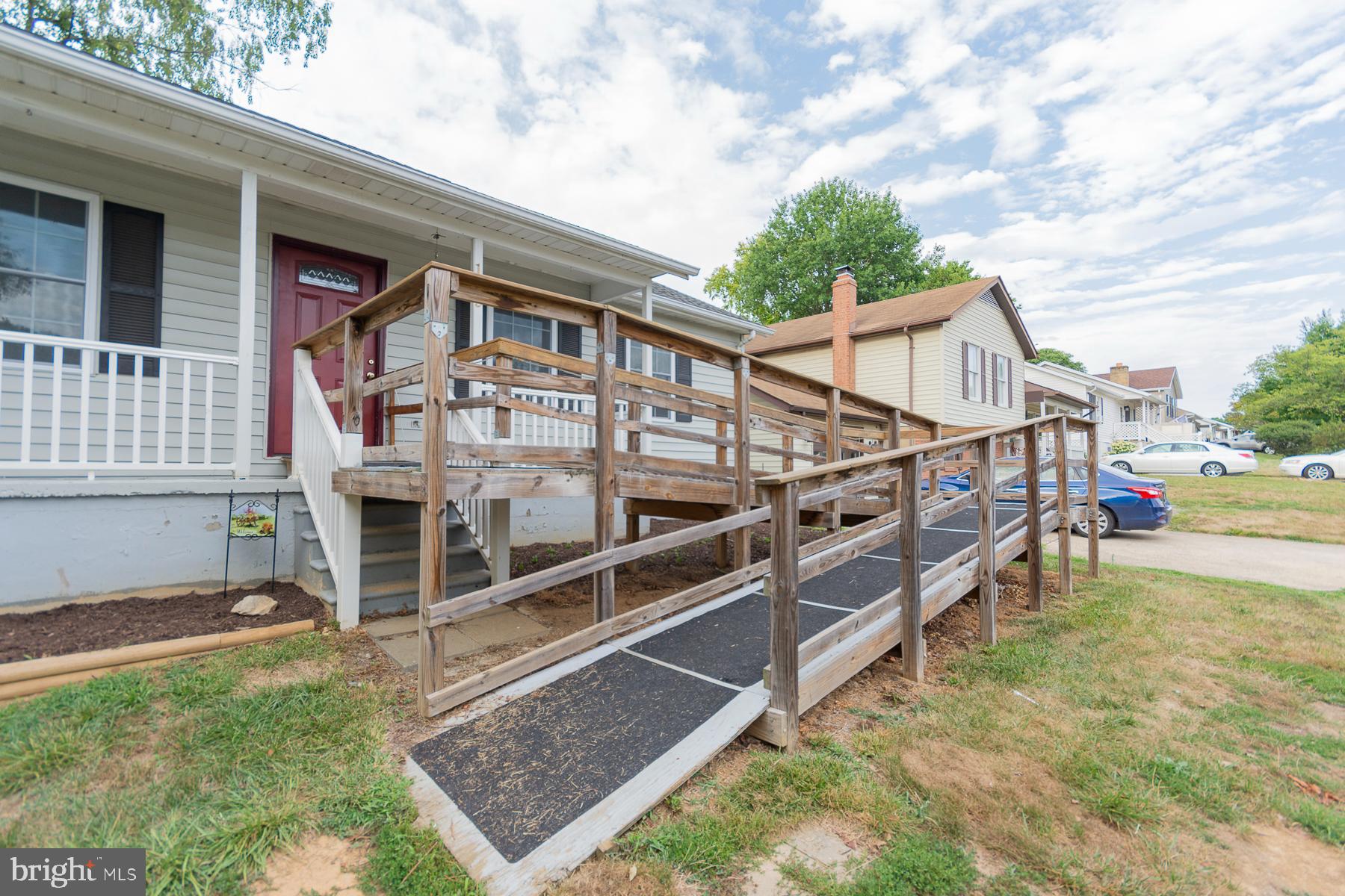 PATRICK HENRY ESTATES - Residential