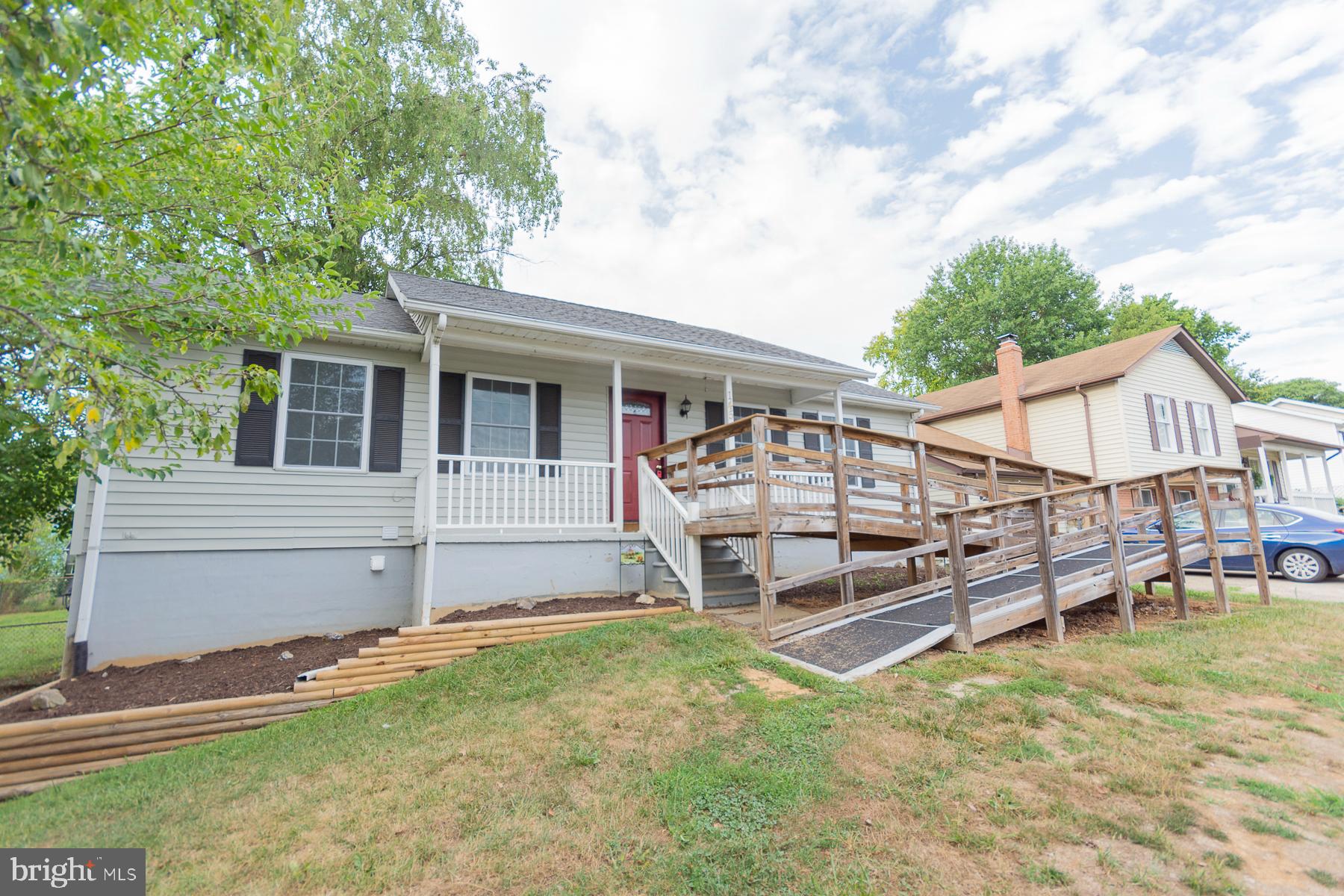 PATRICK HENRY ESTATES - Residential