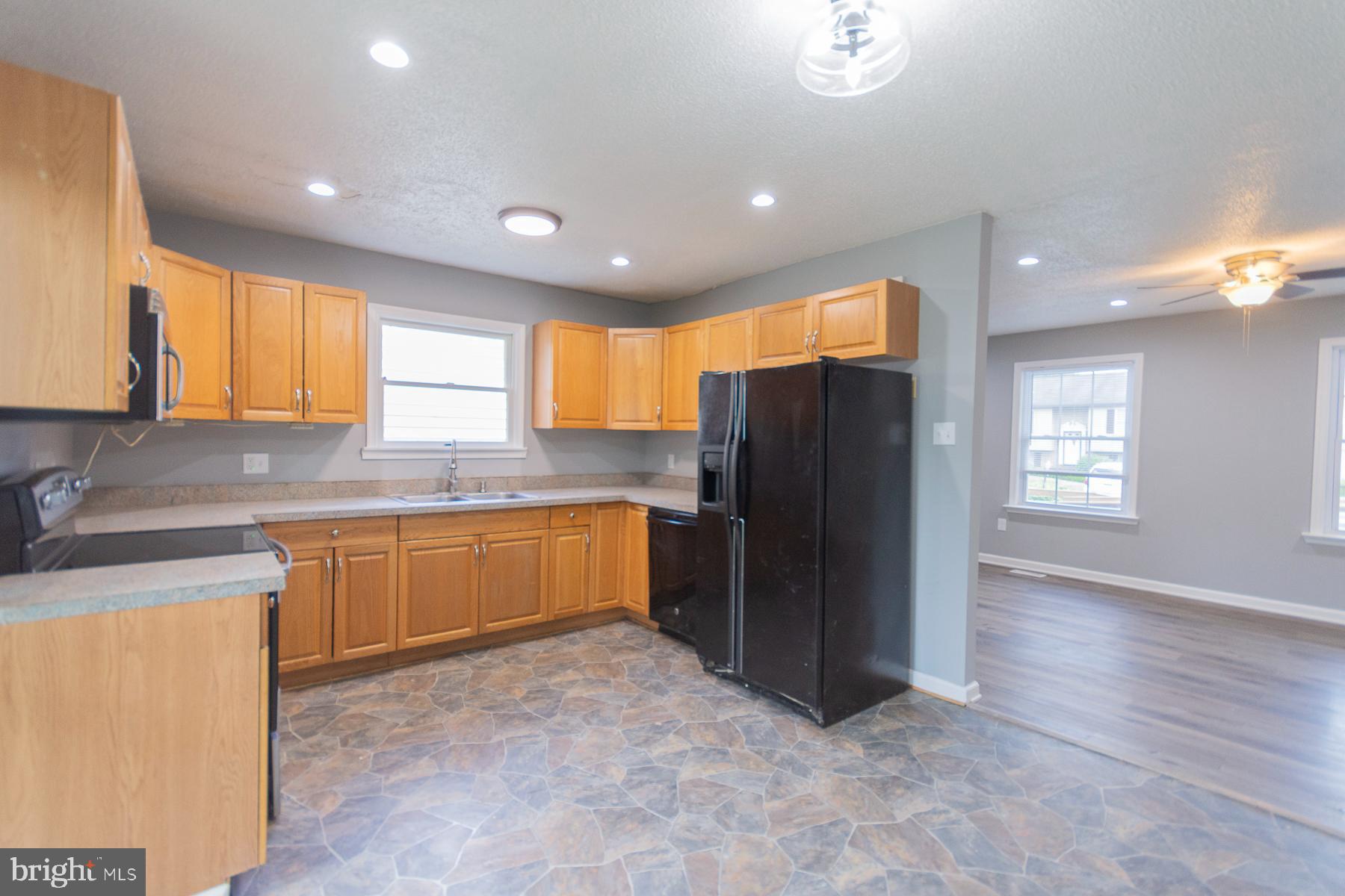 PATRICK HENRY ESTATES - Residential