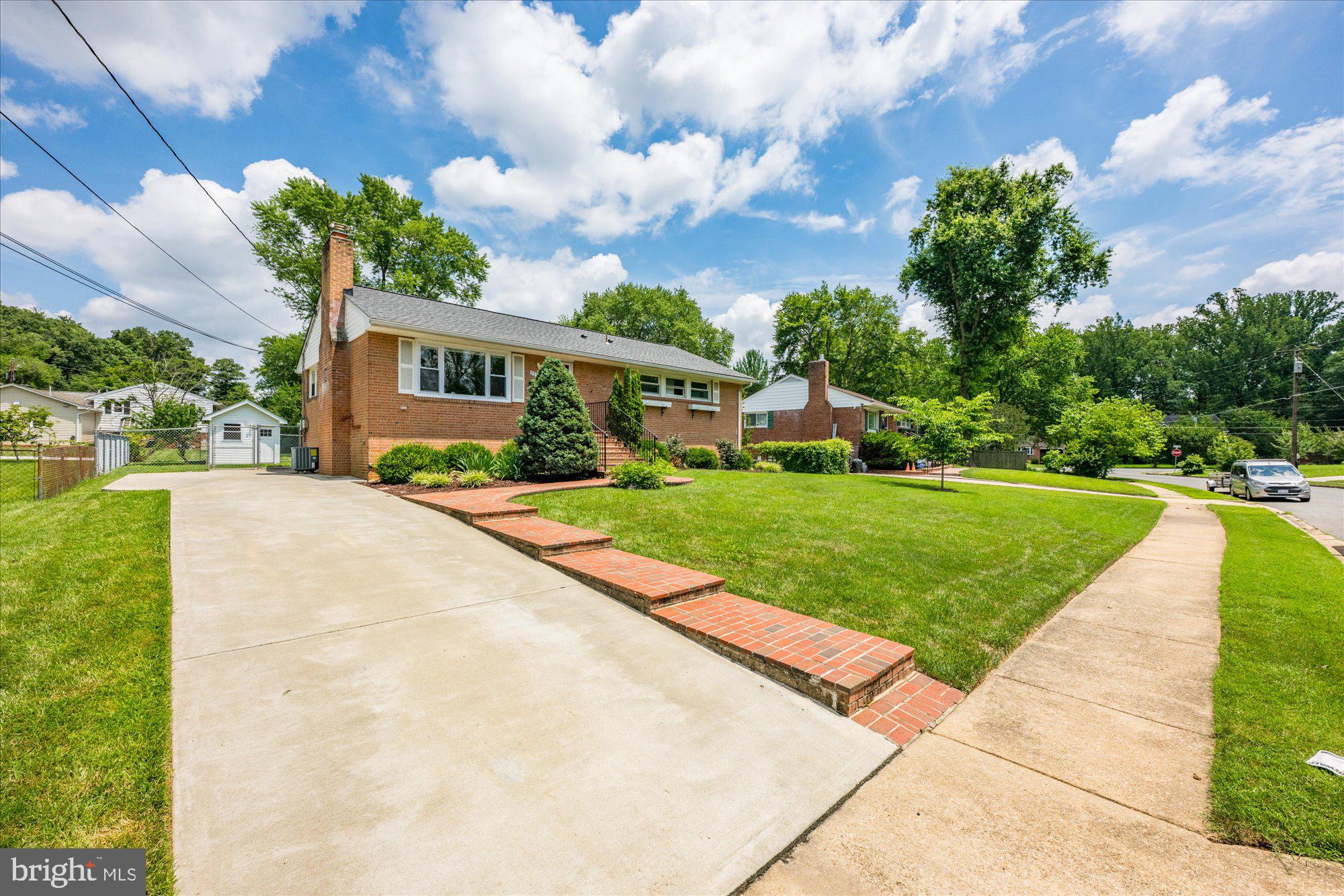 5518 MOULTRIE ROAD