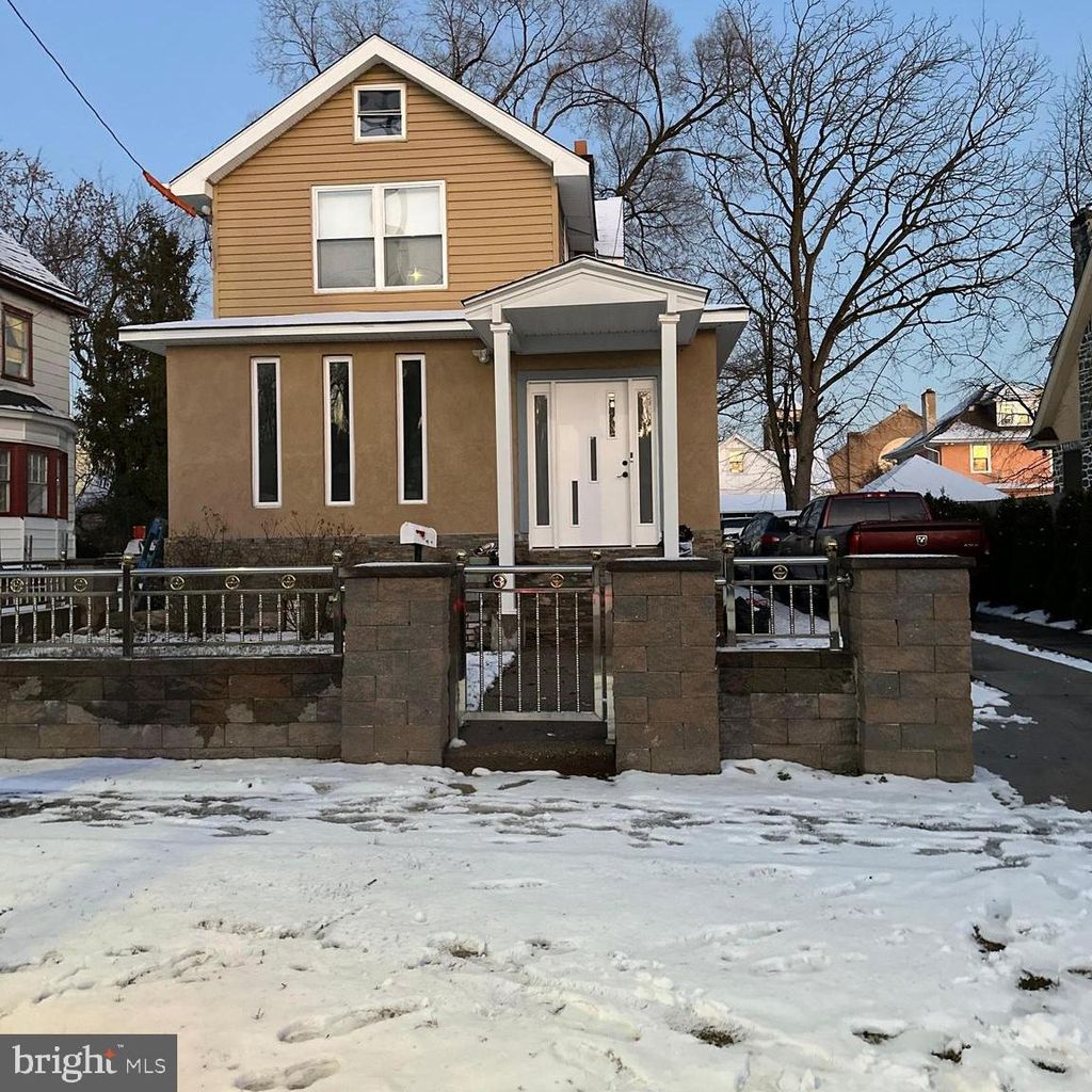 Photo of 147 Lexington Ave, LANSDOWNE, PA 19050 (MLS # PADE2106820)