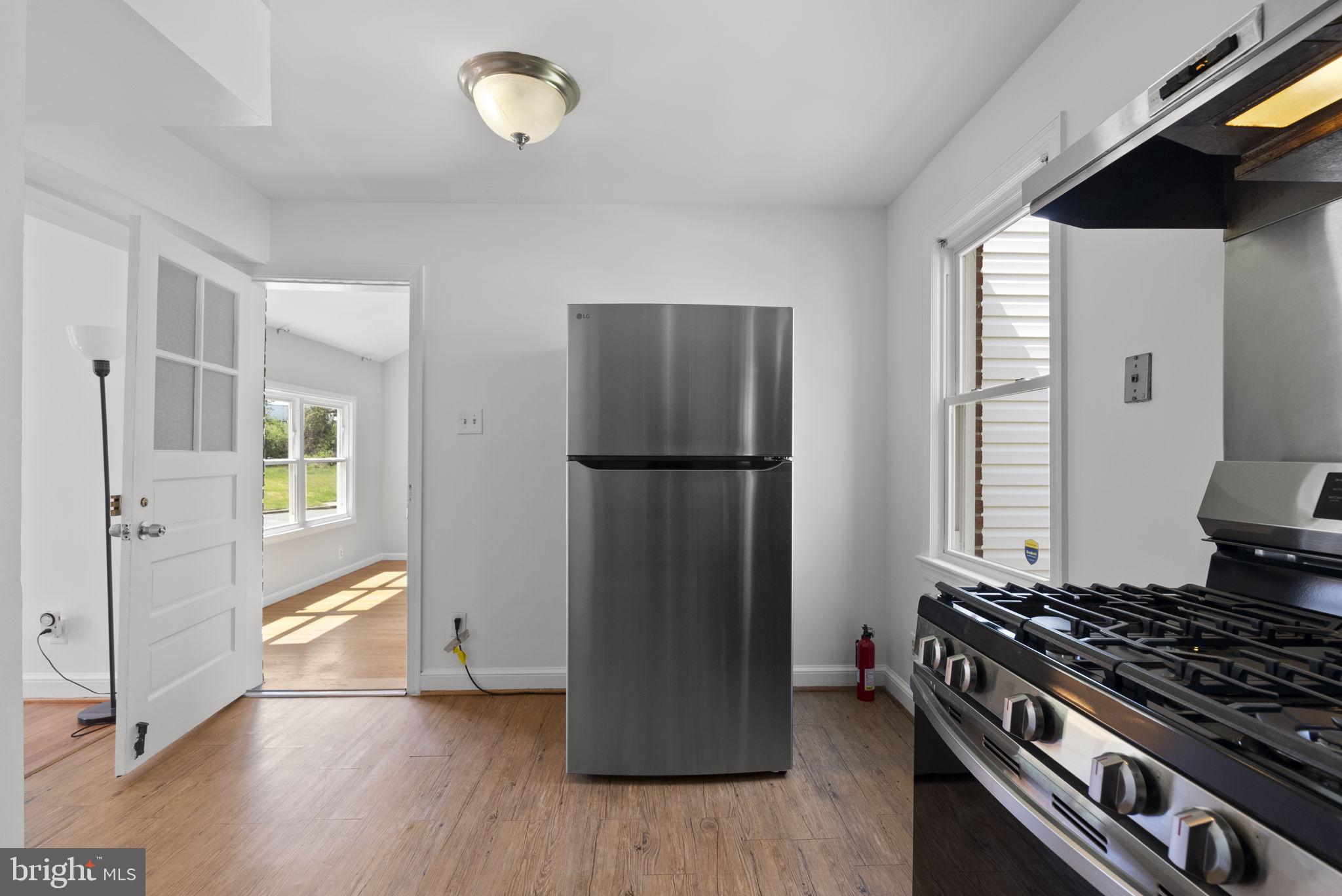 OAK SPRINGS - Residential