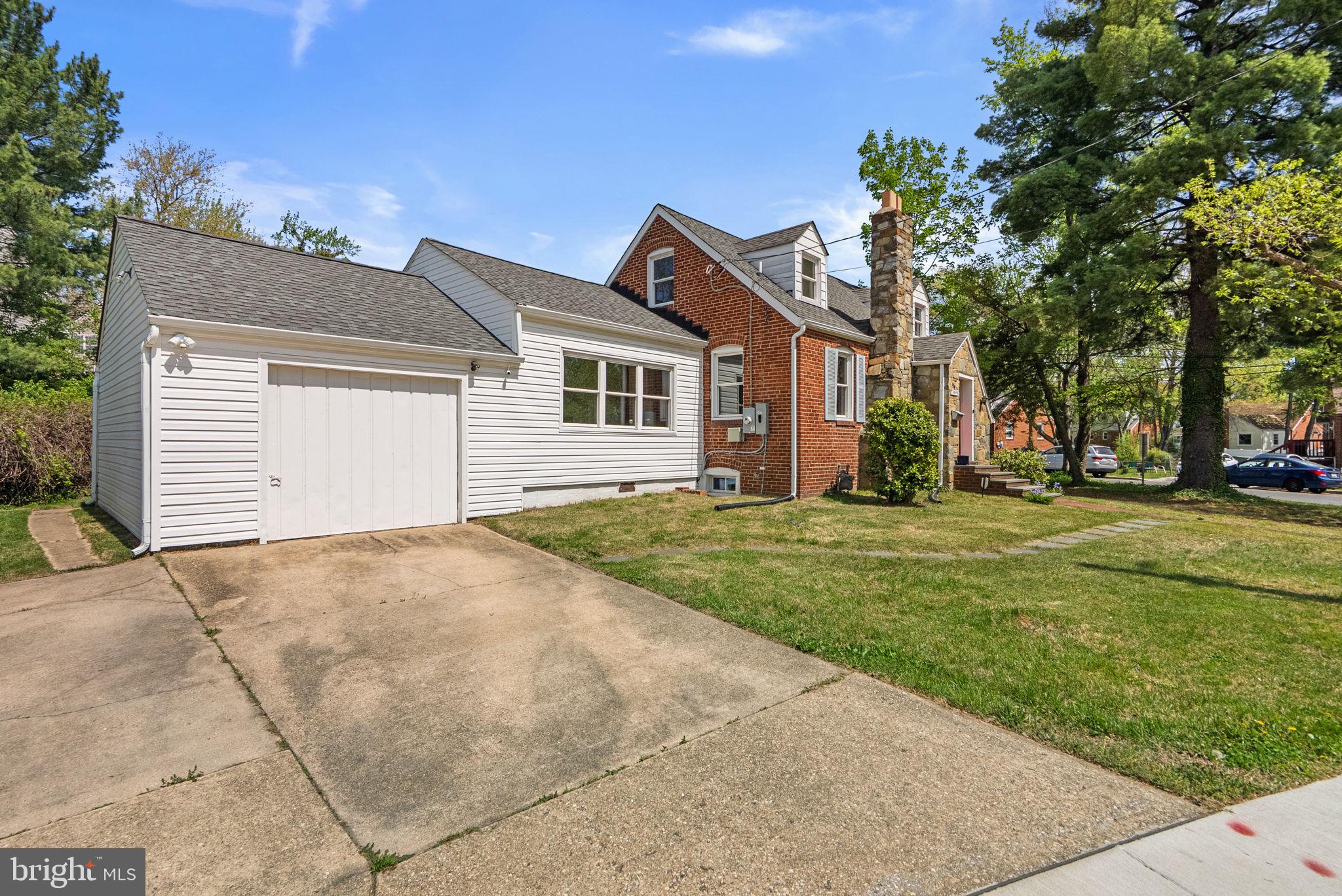 OAK SPRINGS - Residential