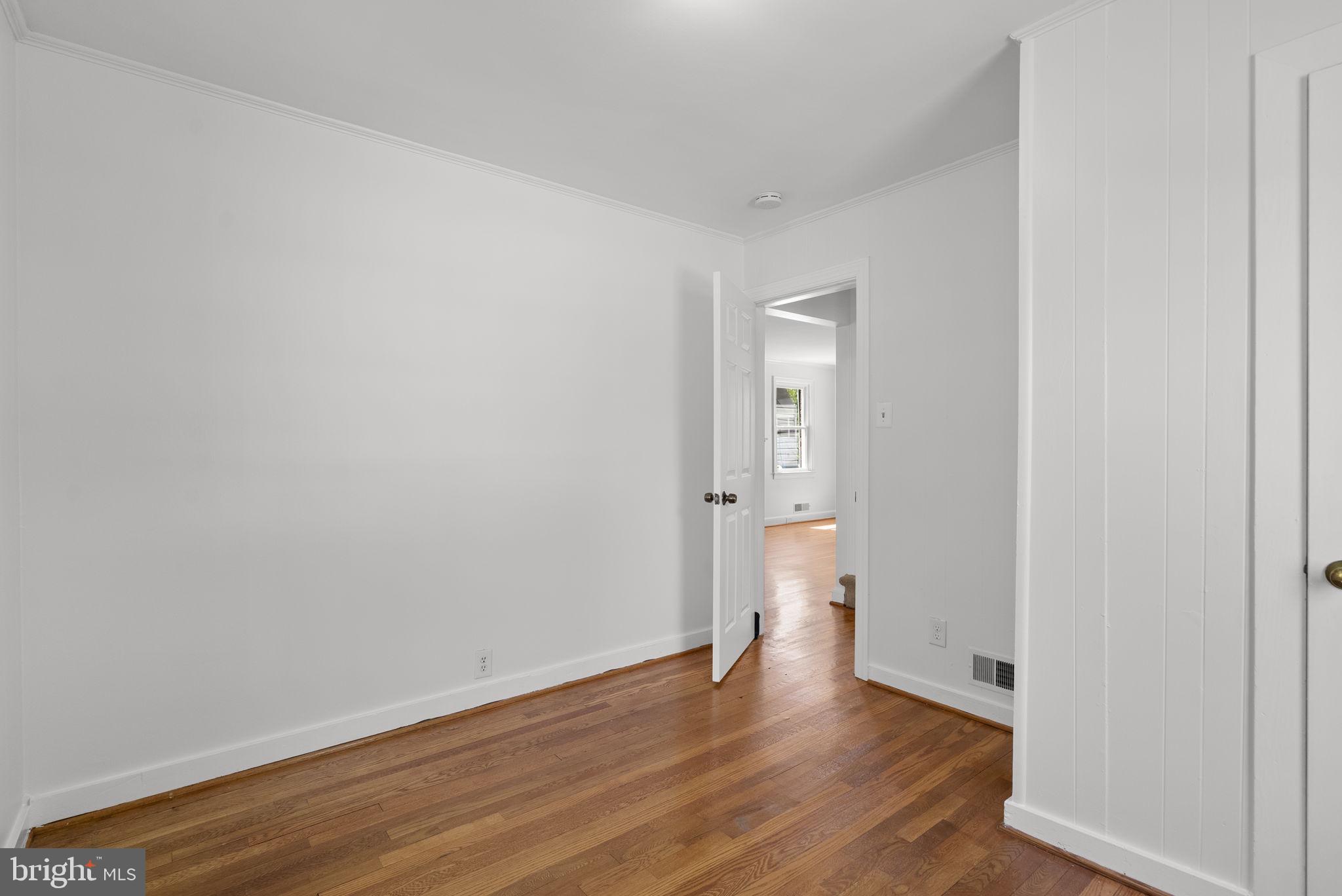 OAK SPRINGS - Residential