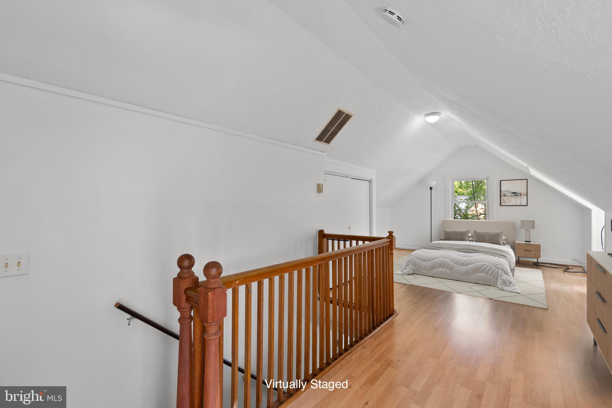 OAK SPRINGS - Residential