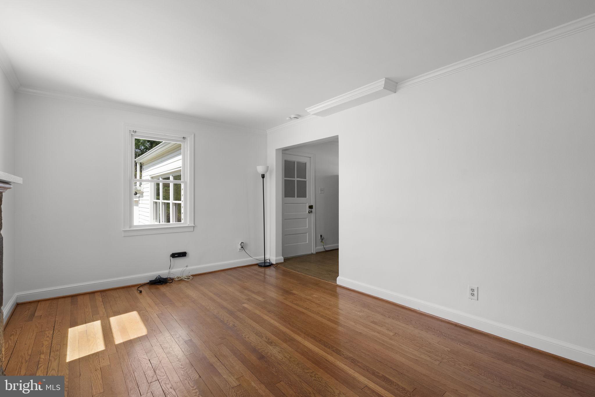 OAK SPRINGS - Residential