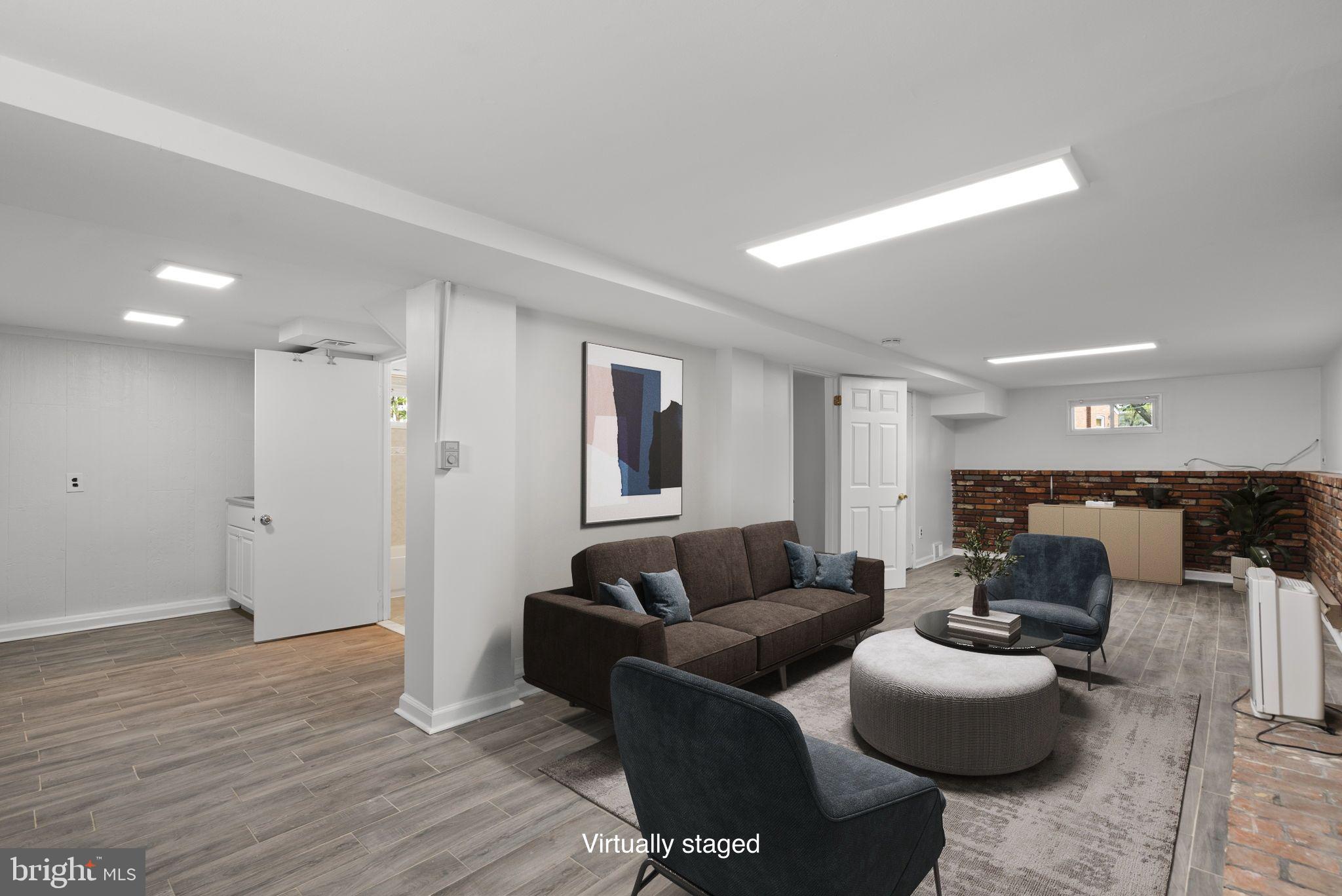 OAK SPRINGS - Residential