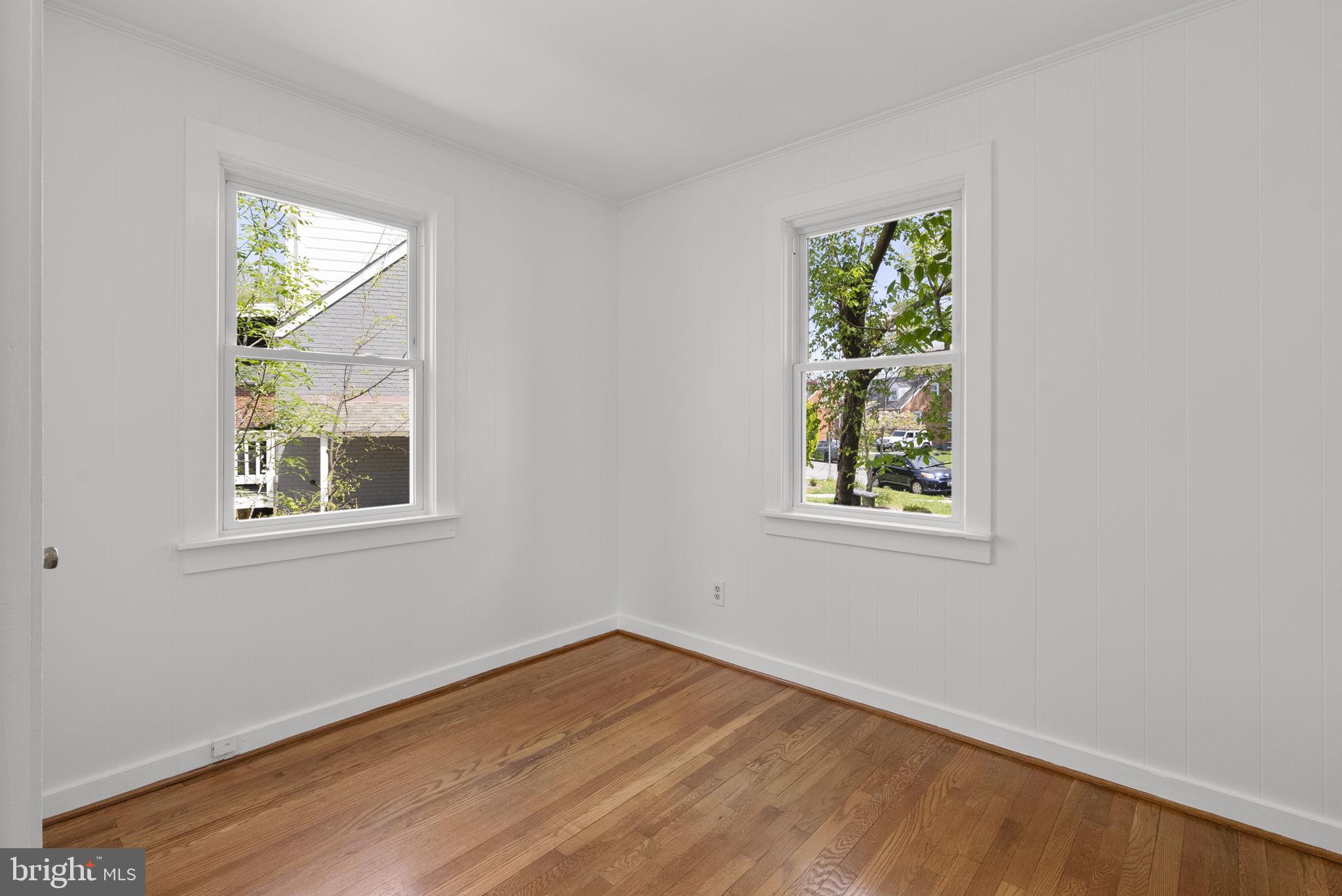 OAK SPRINGS - Residential