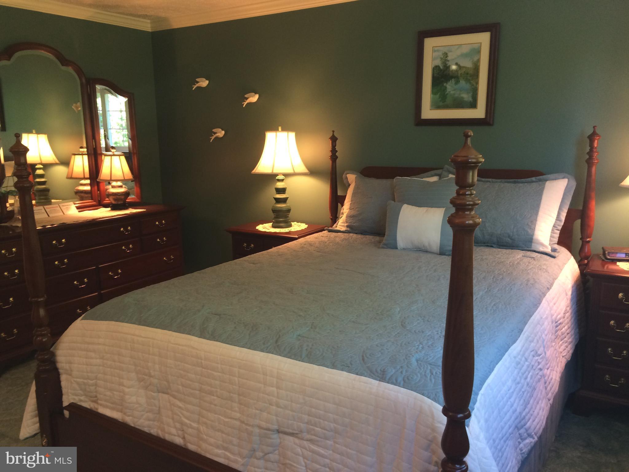 NEWINGTON FOREST - Residential