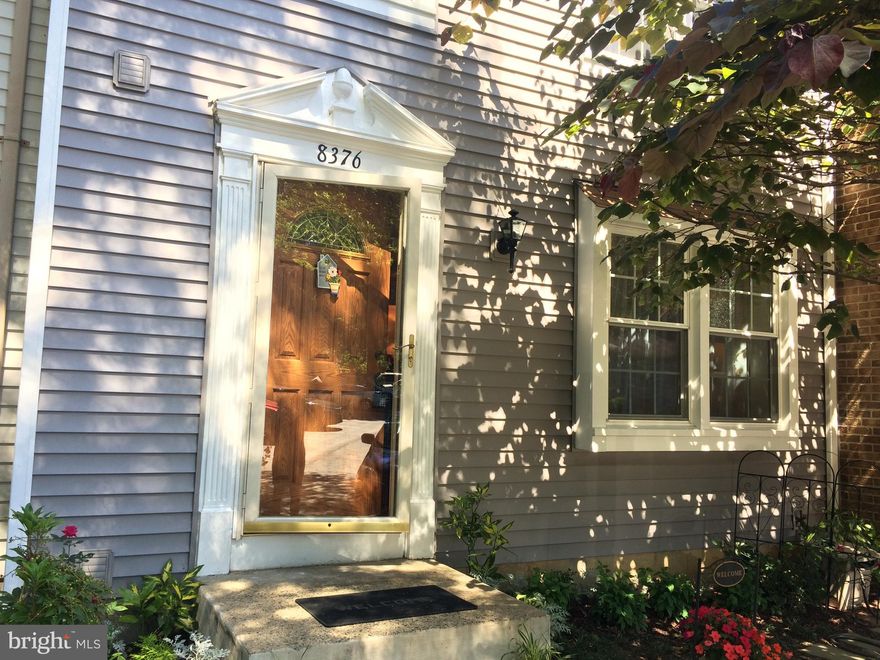 Updated Lrge TH, Pristine Cond/Move-in Ready, great loc-backs to Woods! Remodeled ktchn '10- appl, fixtures, cabinets, recessed lights, granite cntp, updated bthrms, all ext wndws/patio replaced, extr closet added to wak-in master bdrm closet, HVAC '13, vinly siding '16, covered gutters, Oak HW Fl installed LR/DR/stairs, attic fan/new pulled down stairs installed, front yard landscaped, must see!