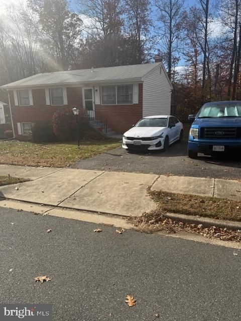 13010 KERRYDALE ROAD WOODBRIDGE VA 22193