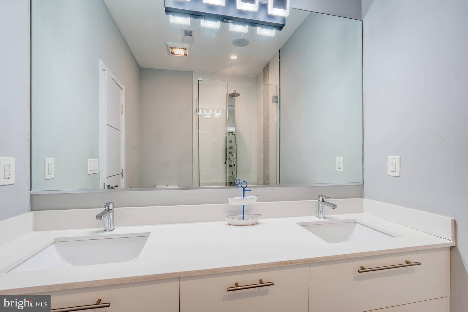 COLUMBIA HEIGHTS - Residential