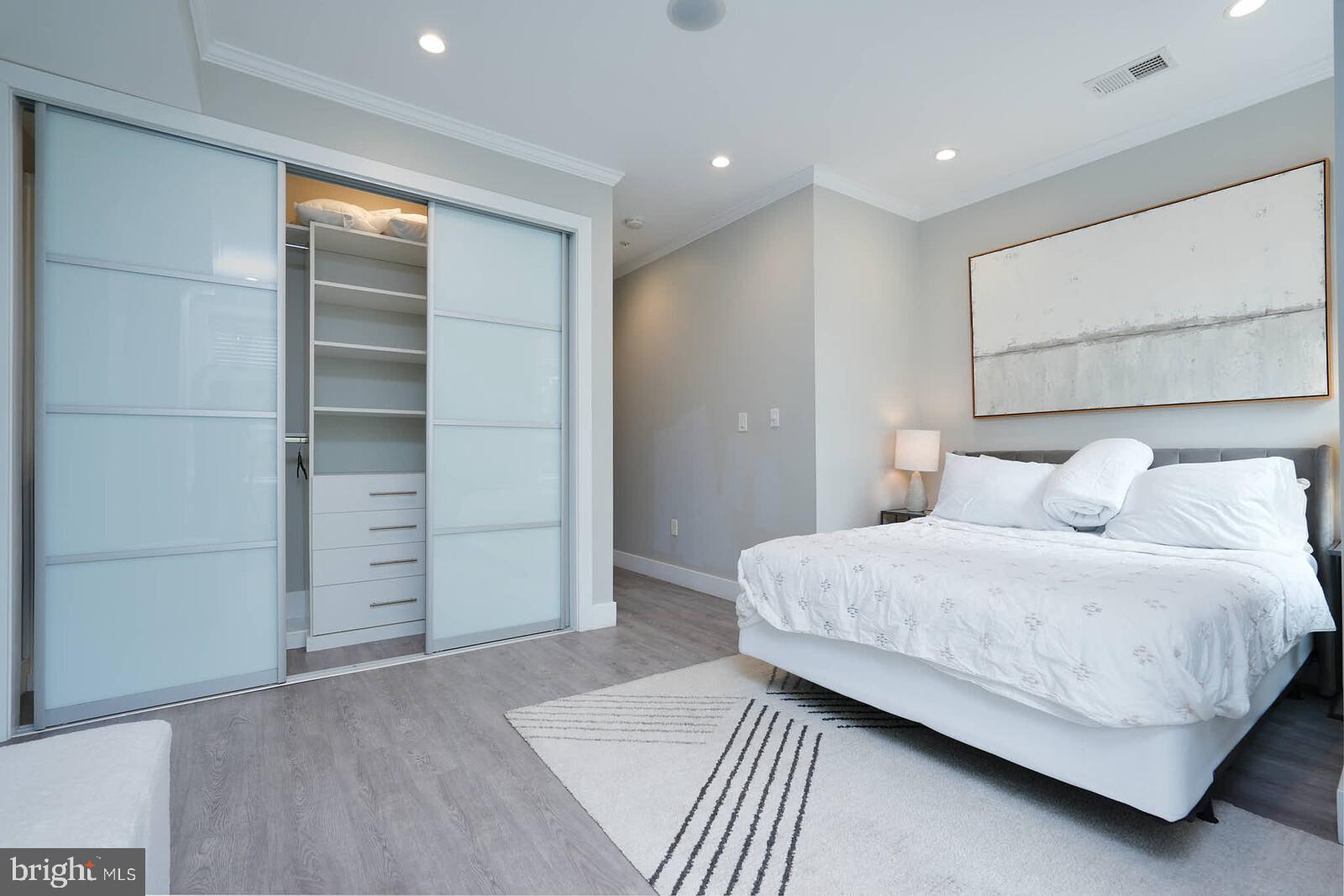 COLUMBIA HEIGHTS - Residential