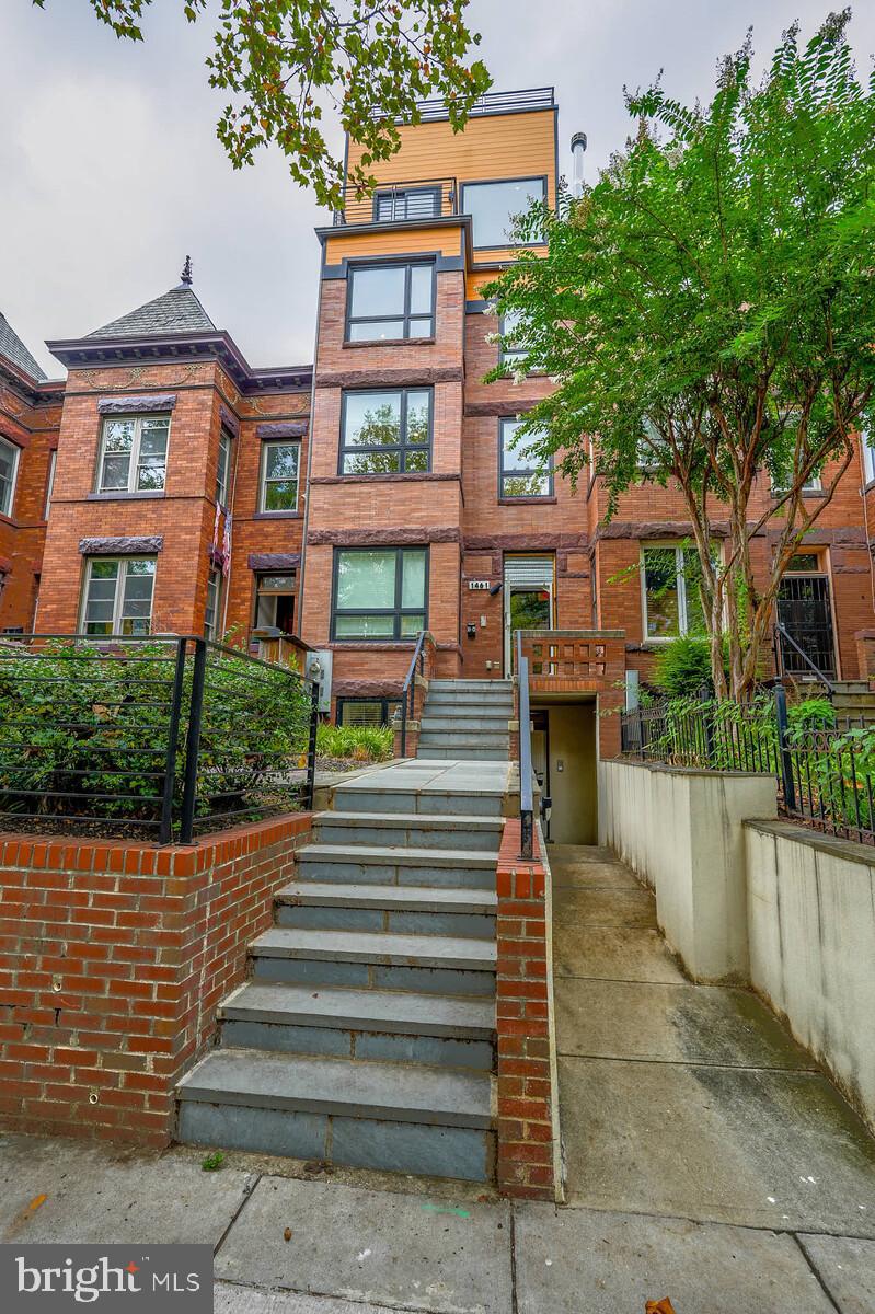 COLUMBIA HEIGHTS - Residential