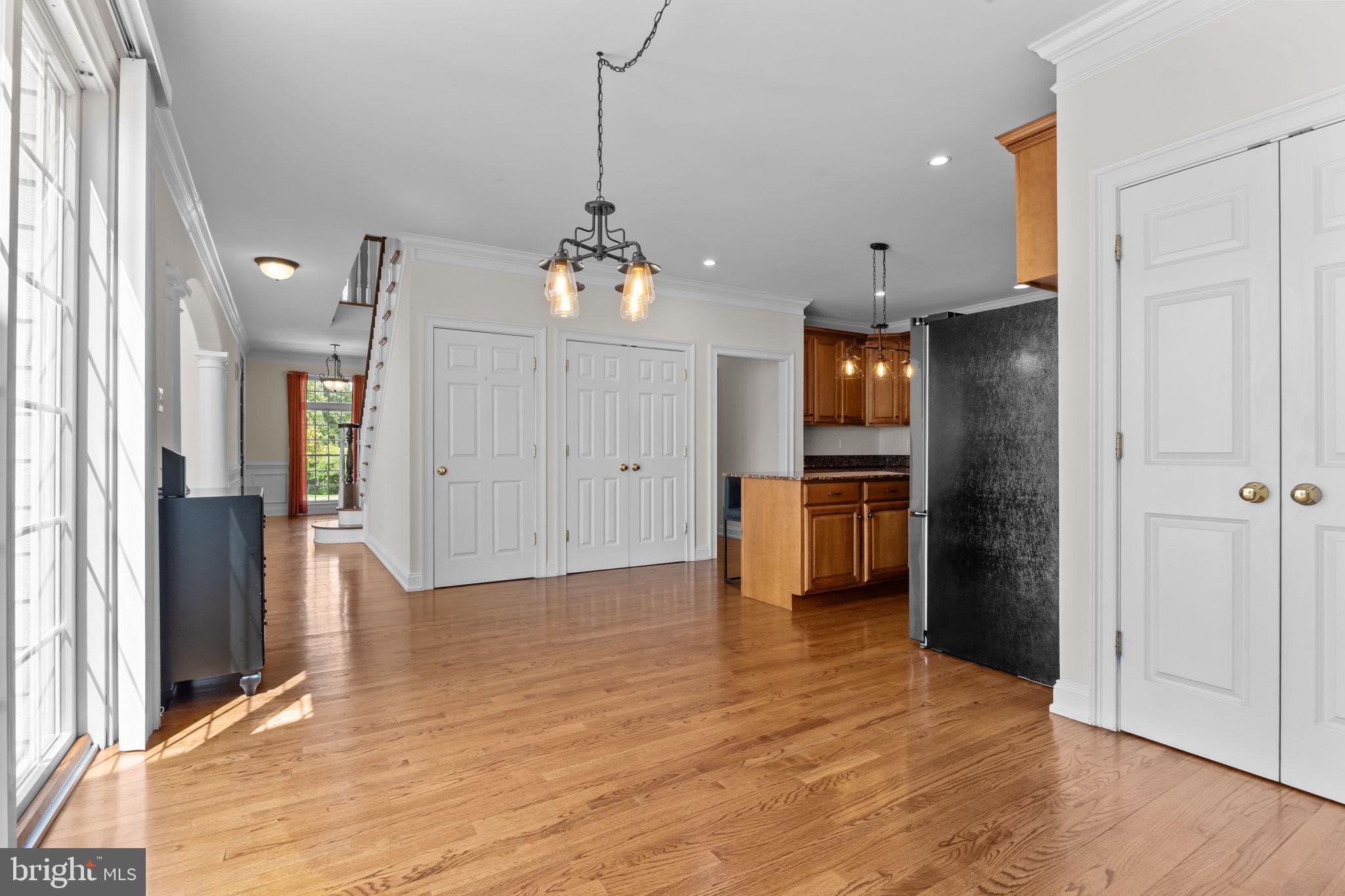 WOODMONT - Residential