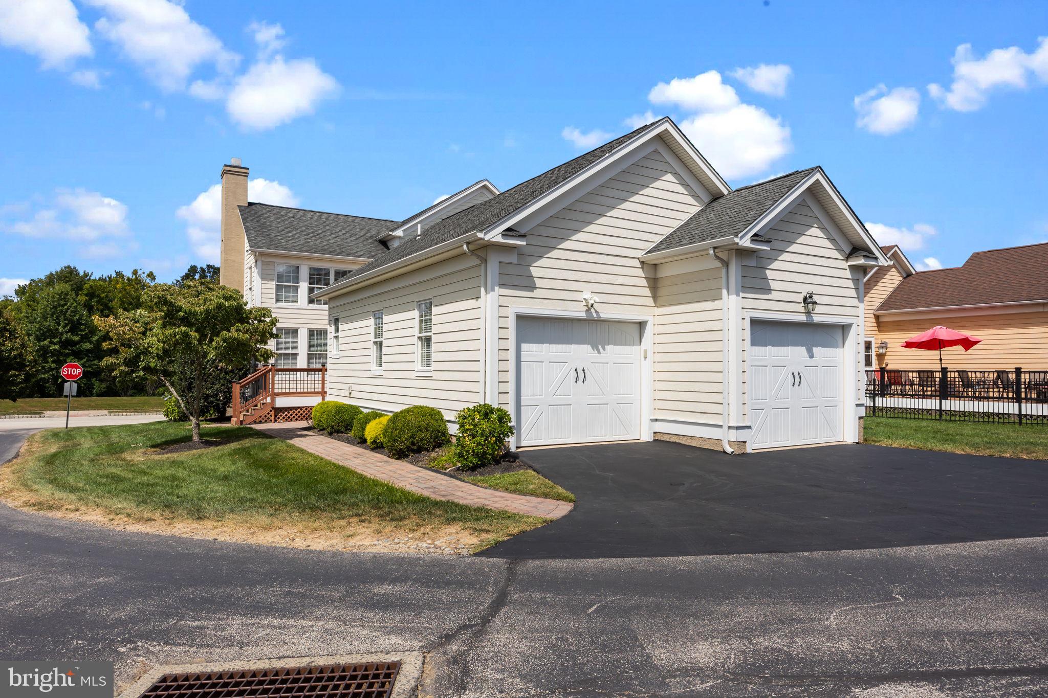 WOODMONT - Residential