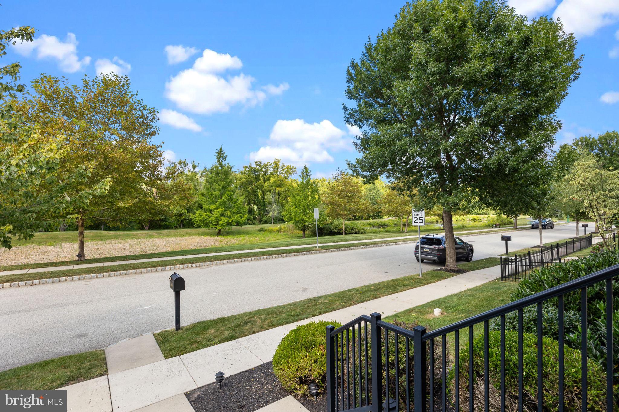 WOODMONT - Residential