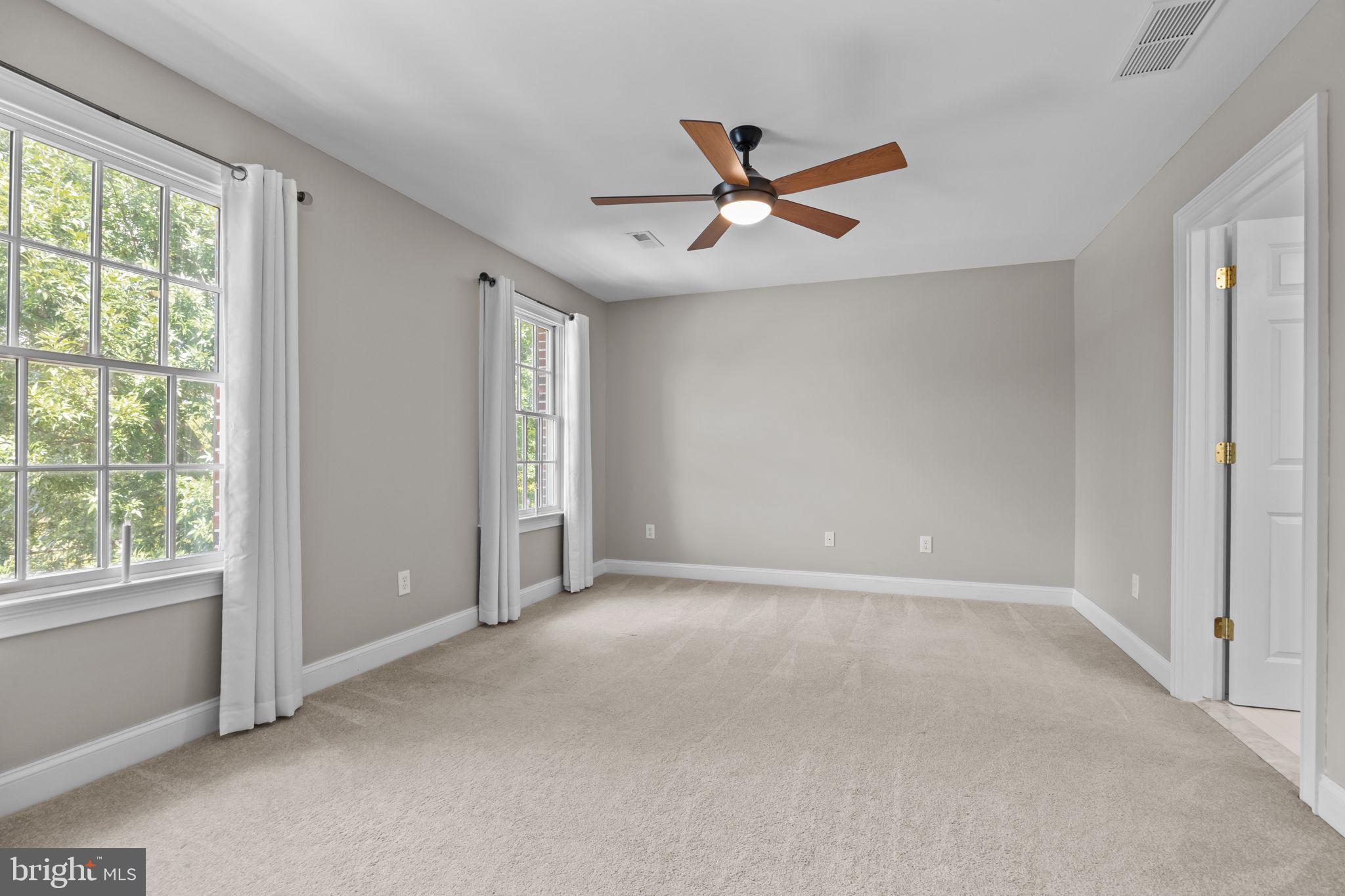 WOODMONT - Residential