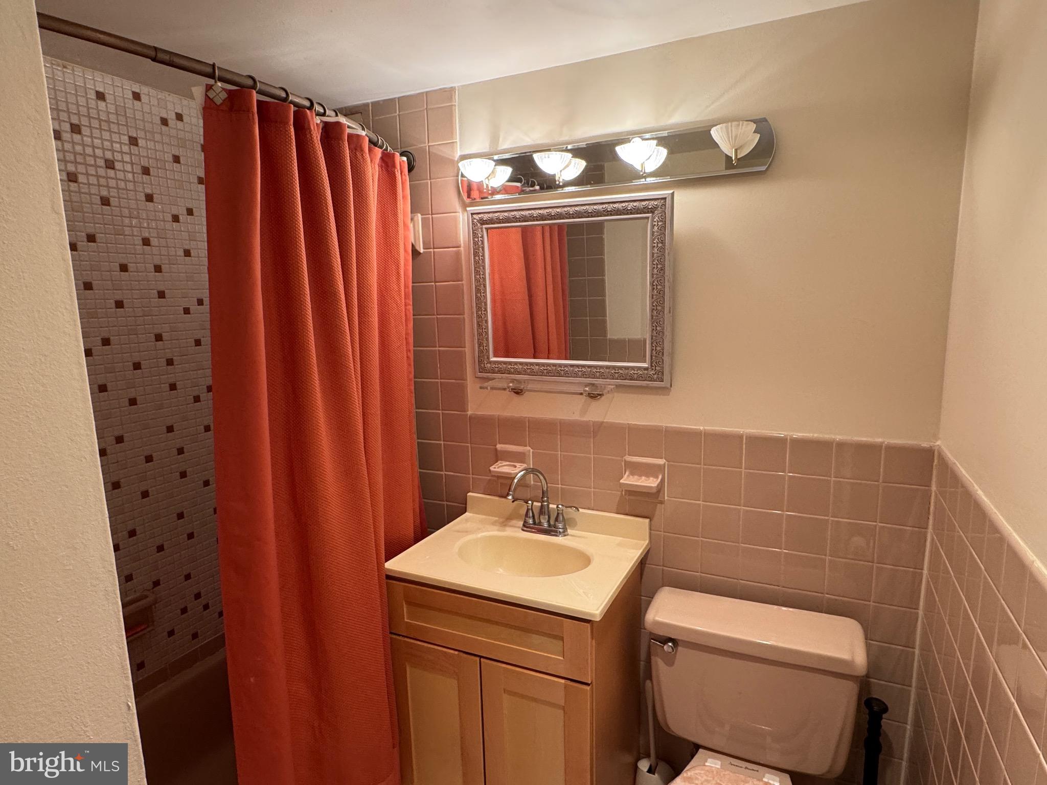 PARK SUTTON CODM - Residential Lease