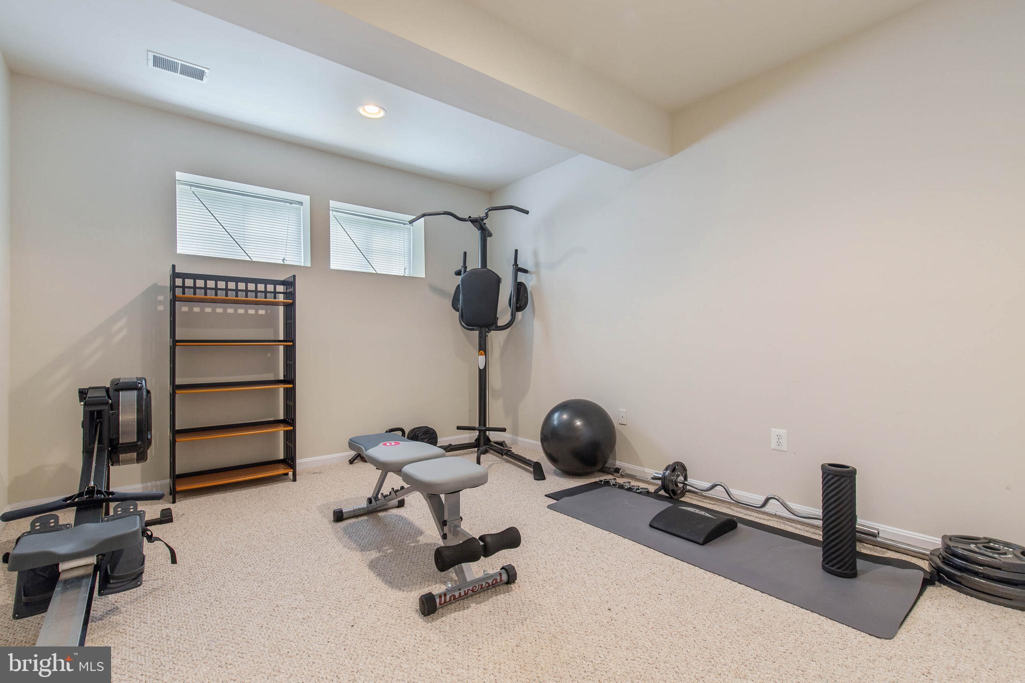 PORT POTOMAC - Residential