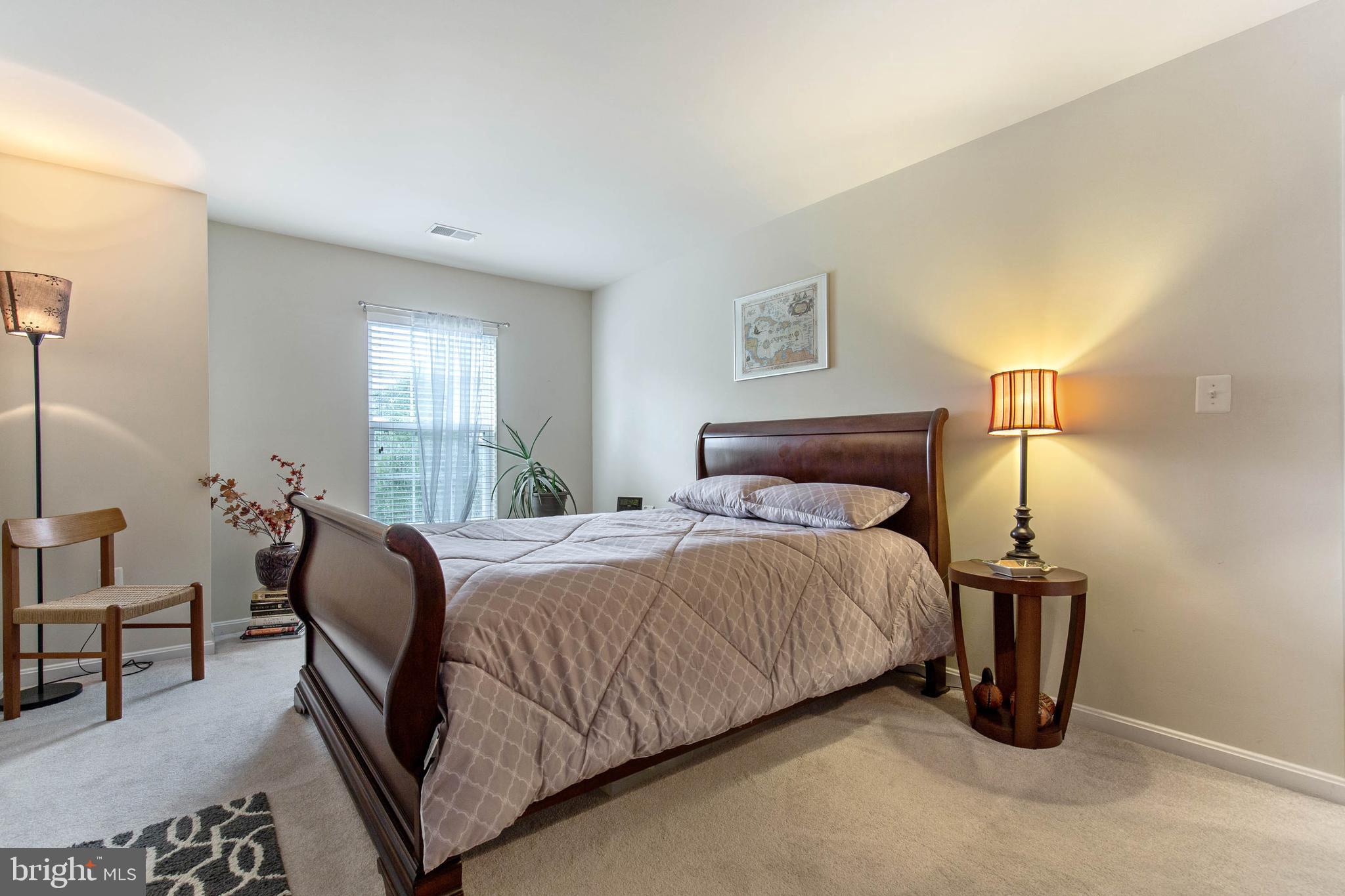 PORT POTOMAC - Residential