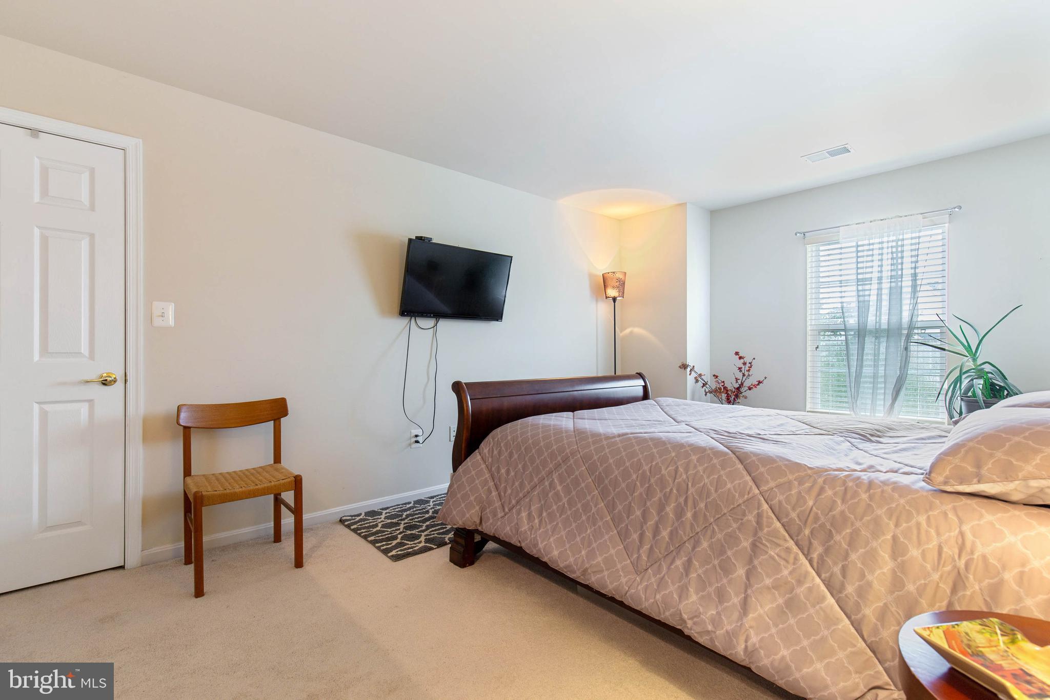 PORT POTOMAC - Residential