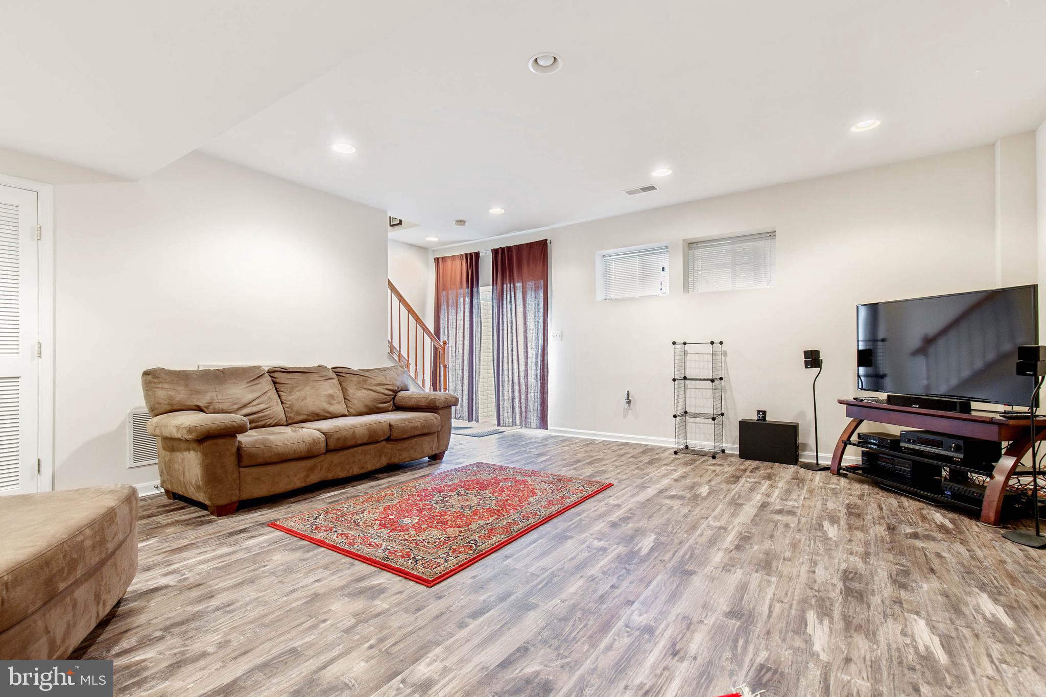 PORT POTOMAC - Residential