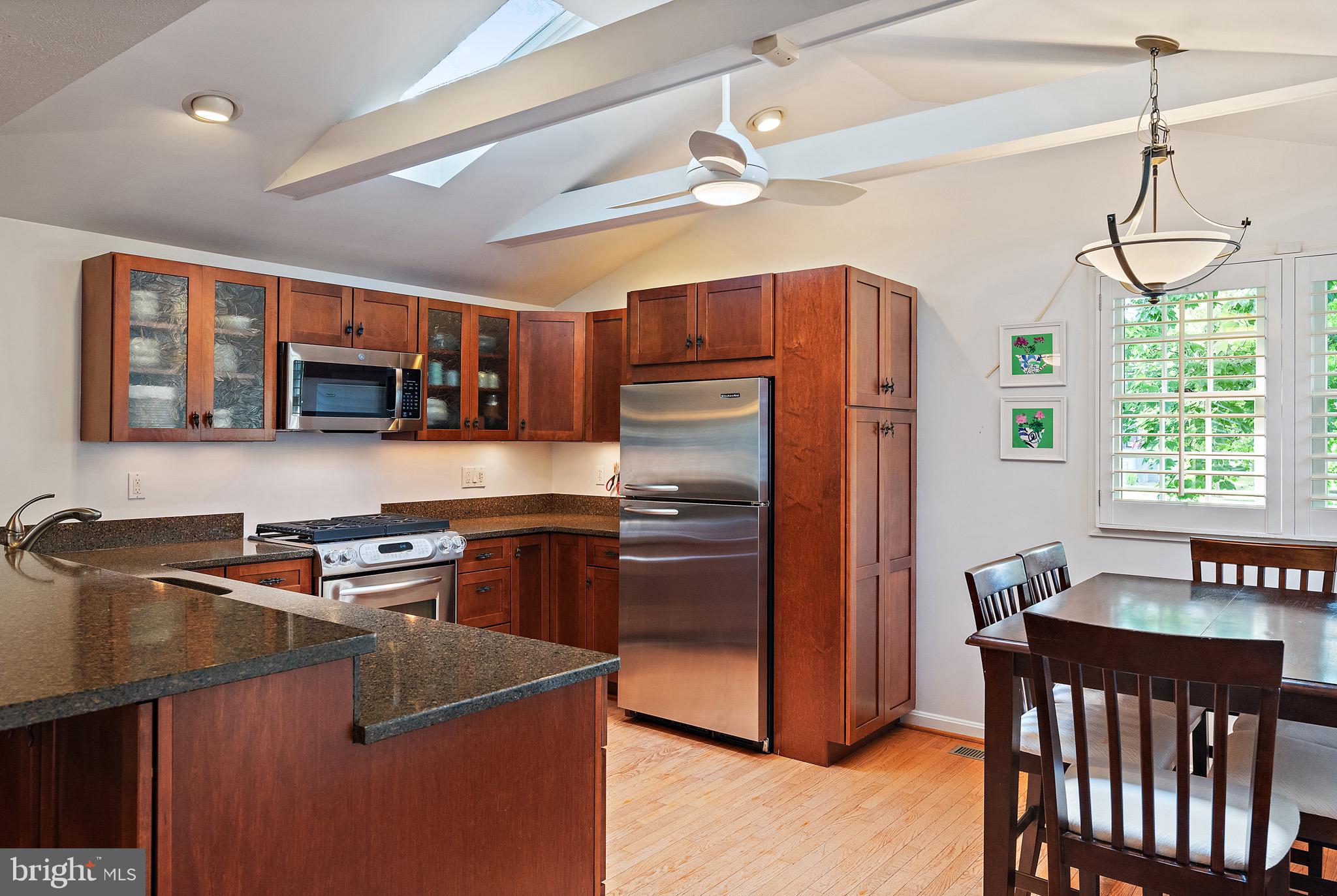 OYSTER HARBOR - Residential