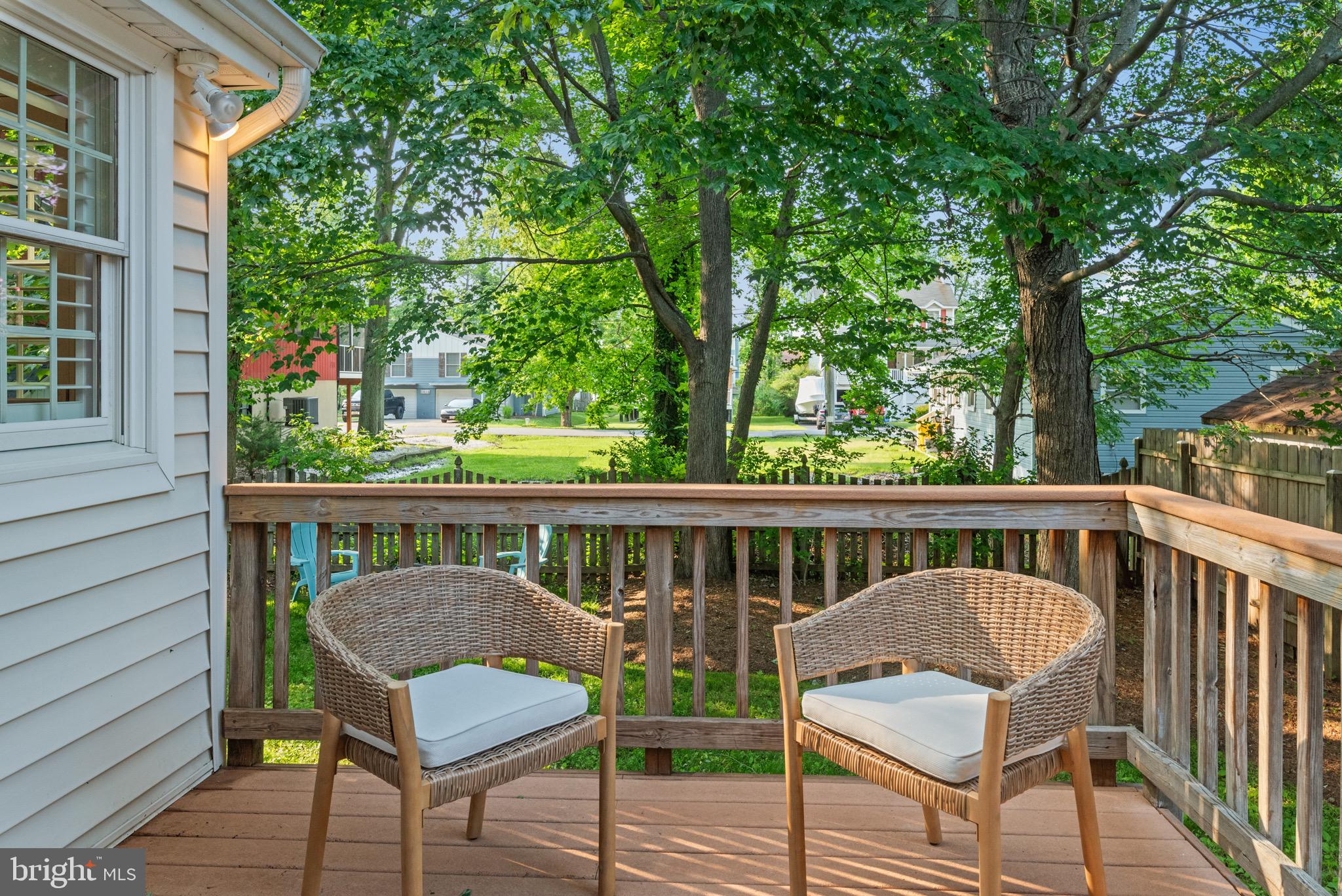 OYSTER HARBOR - Residential