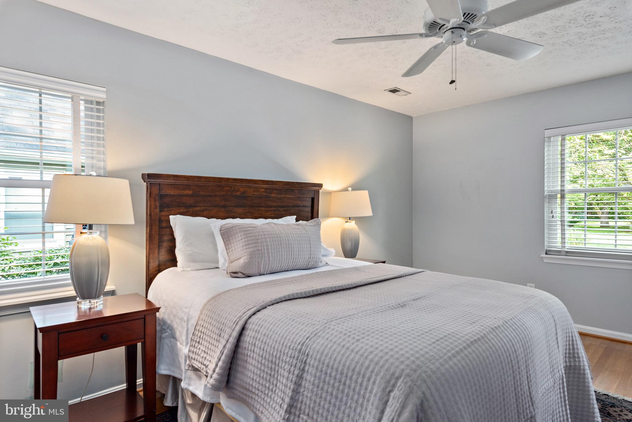 OYSTER HARBOR - Residential