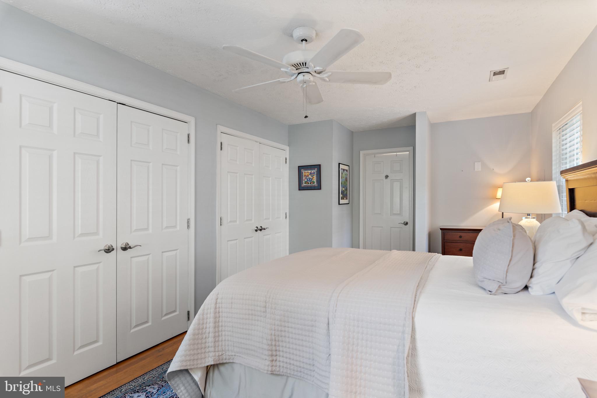 OYSTER HARBOR - Residential