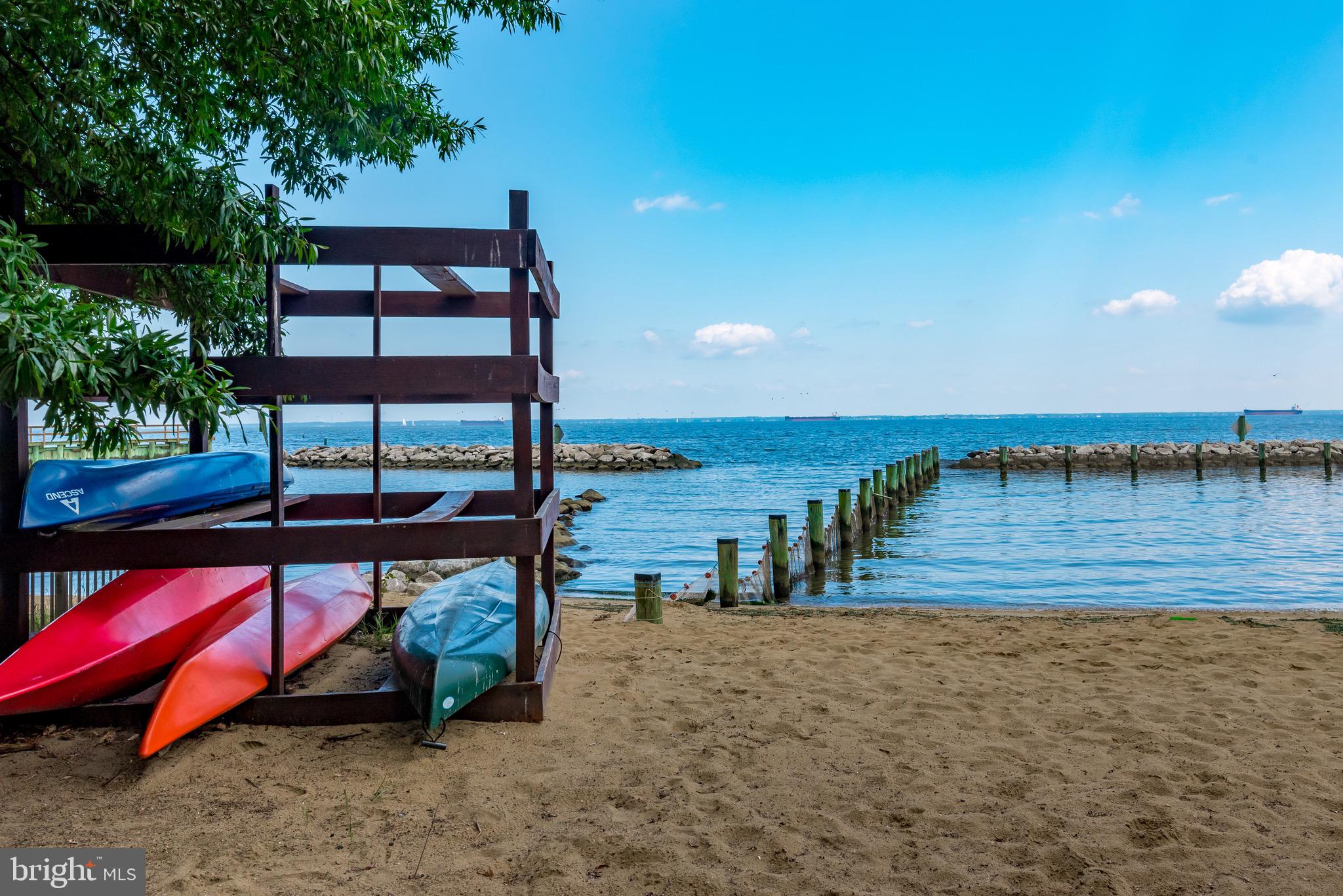 OYSTER HARBOR - Residential