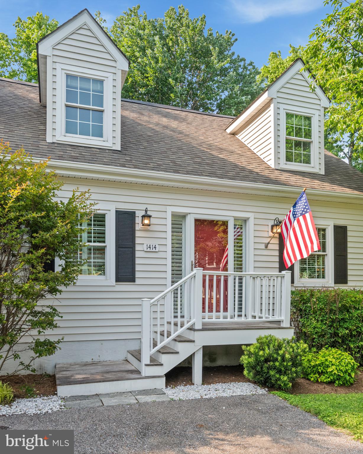 OYSTER HARBOR - Residential