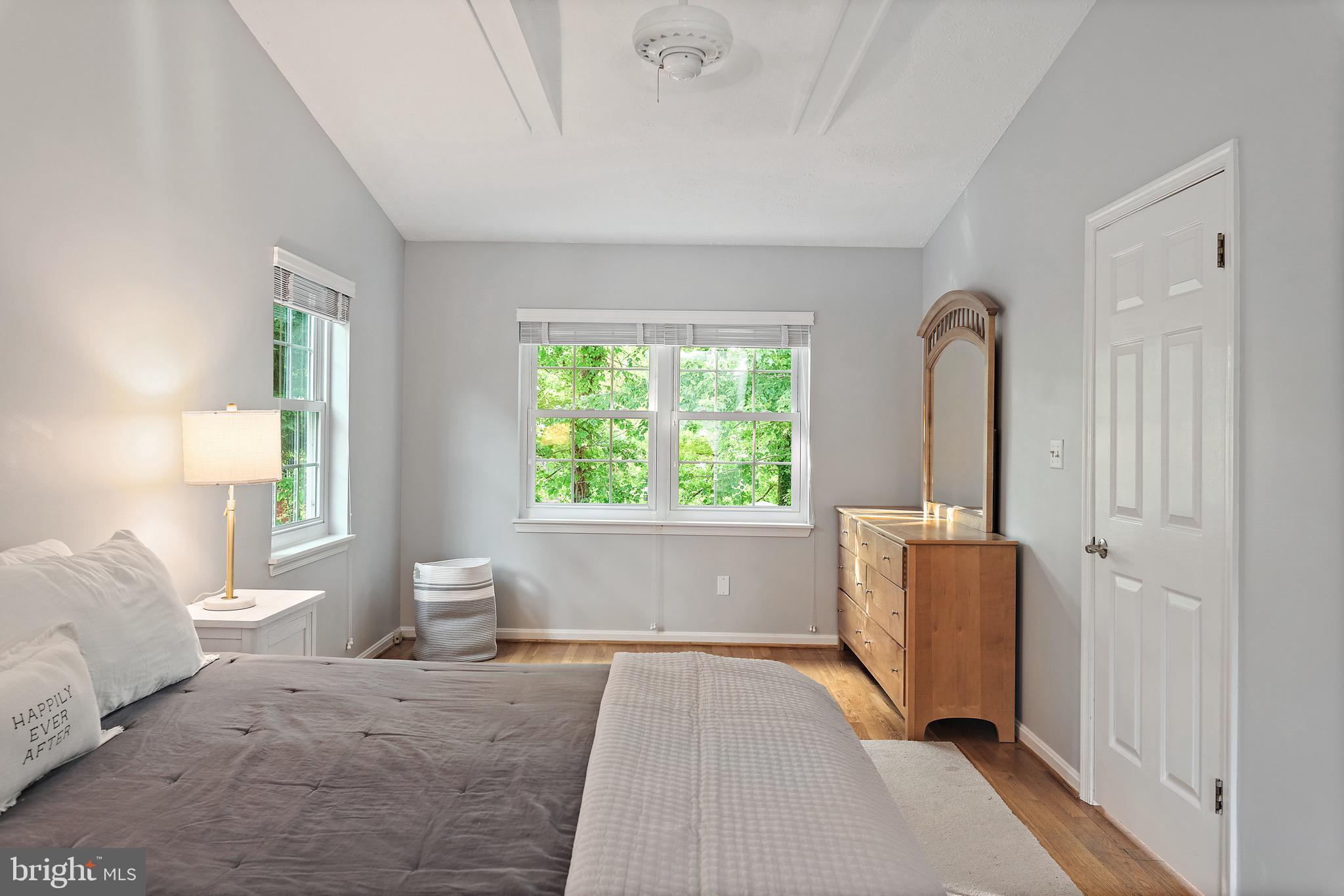 OYSTER HARBOR - Residential