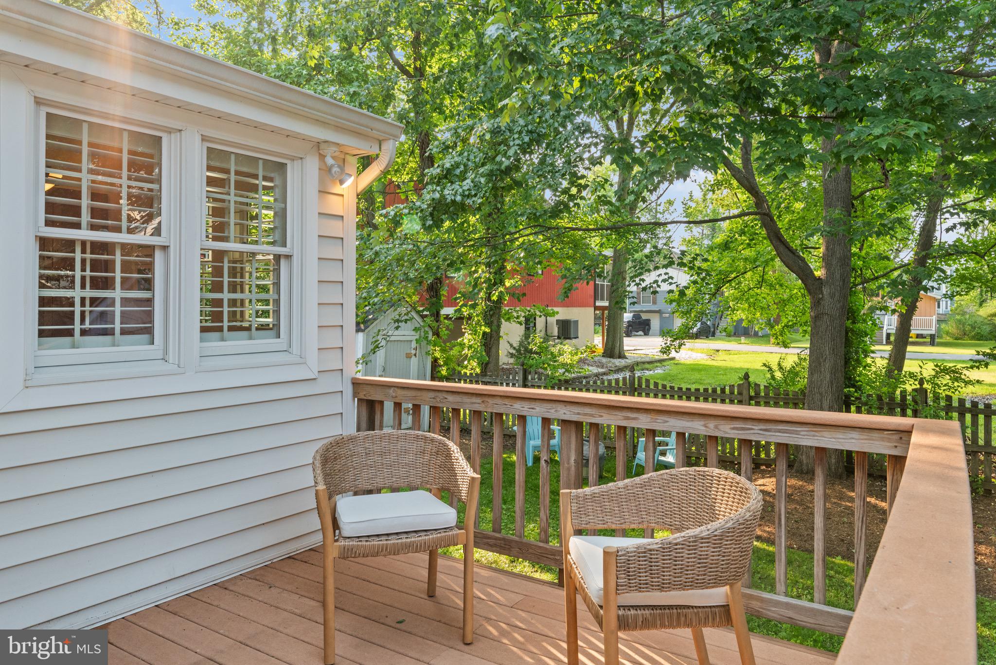OYSTER HARBOR - Residential