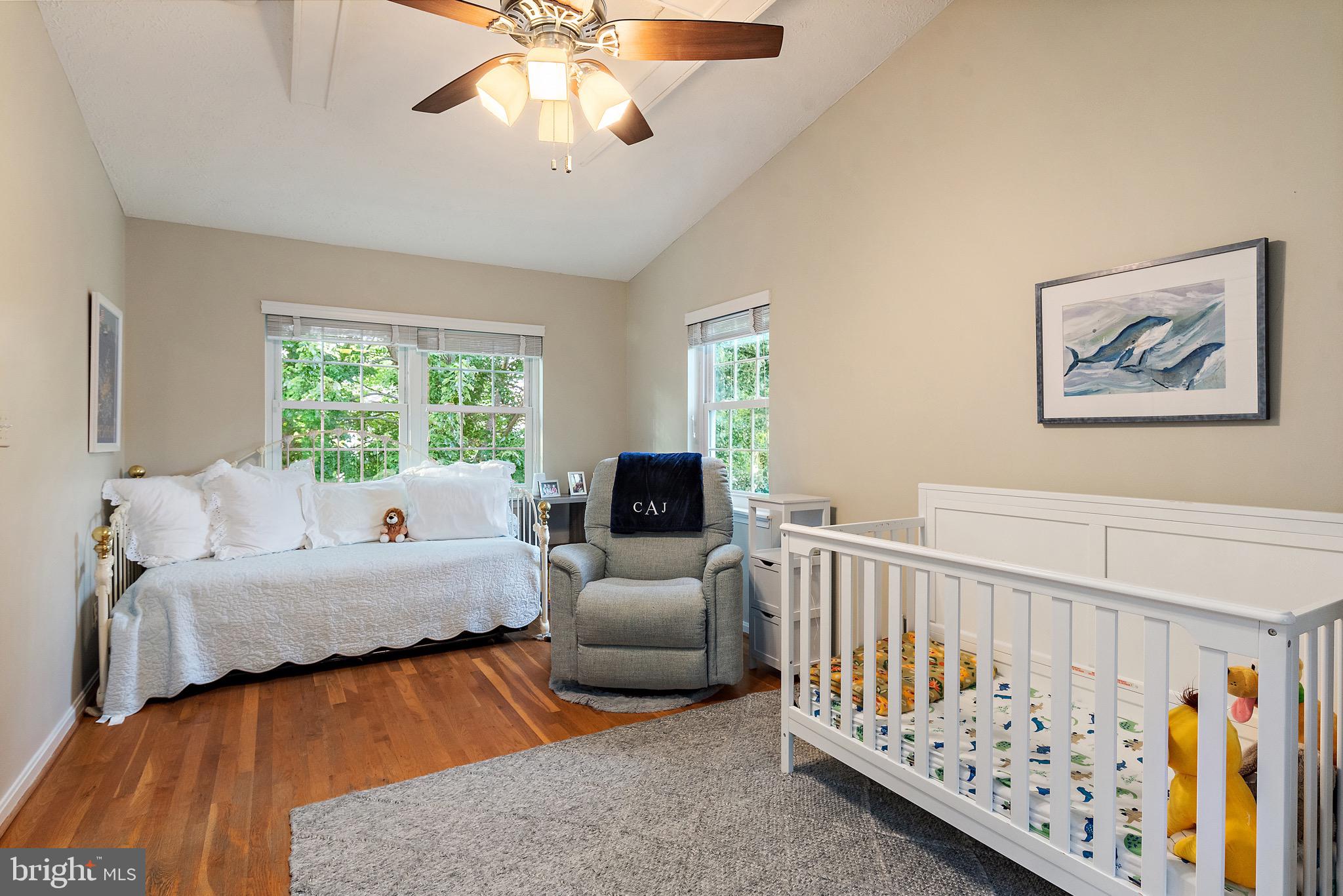 OYSTER HARBOR - Residential