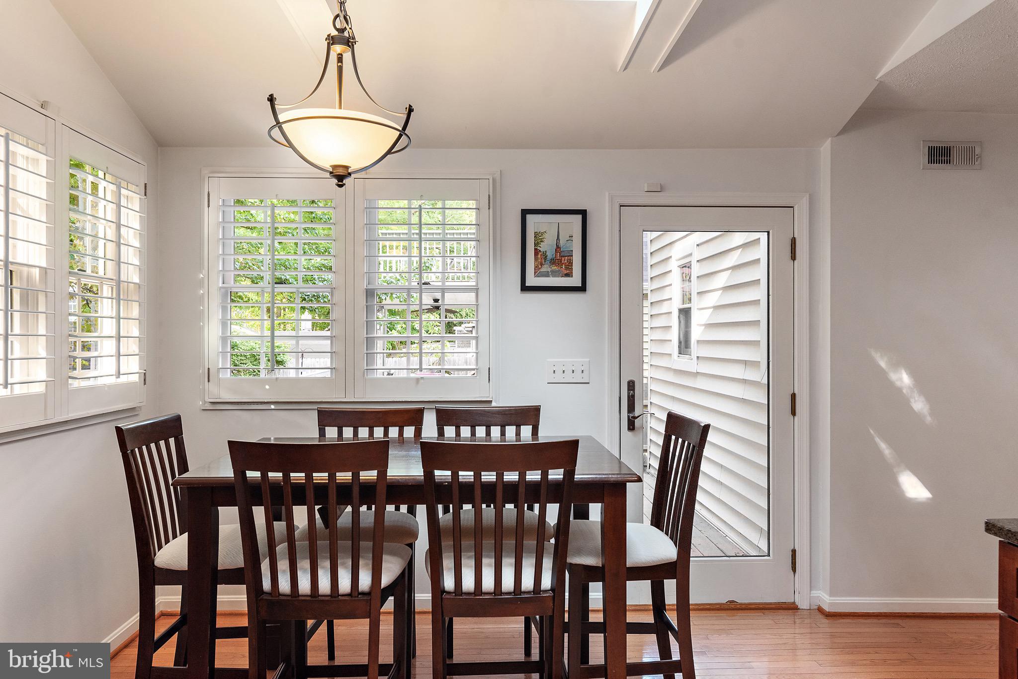 OYSTER HARBOR - Residential