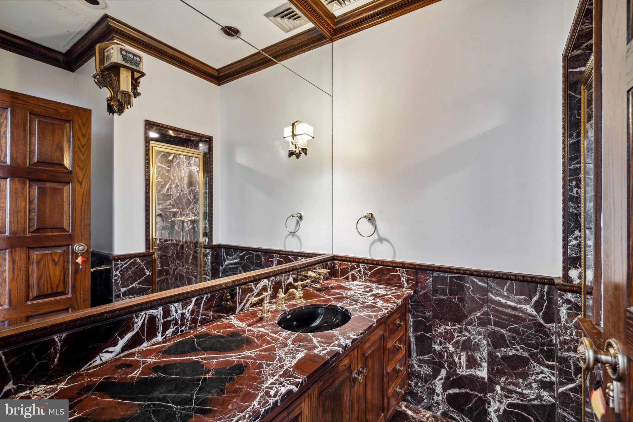 RITTENHOUSE SQUARE - Residential