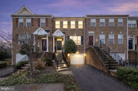 122 Longpoint Way, Gaithersburg, MD MLS: MDMC2212860