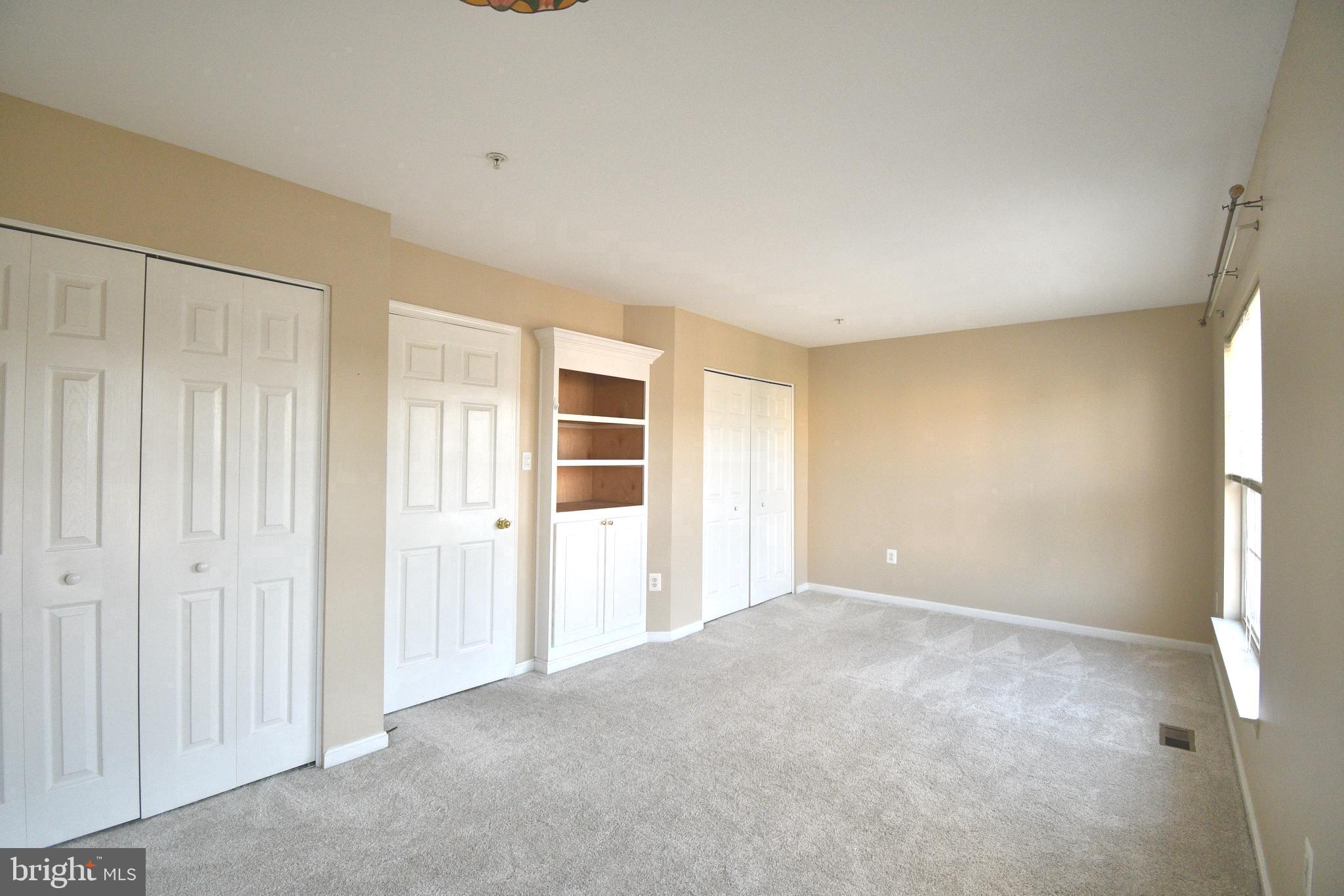 NORTH CROSSING - Residential