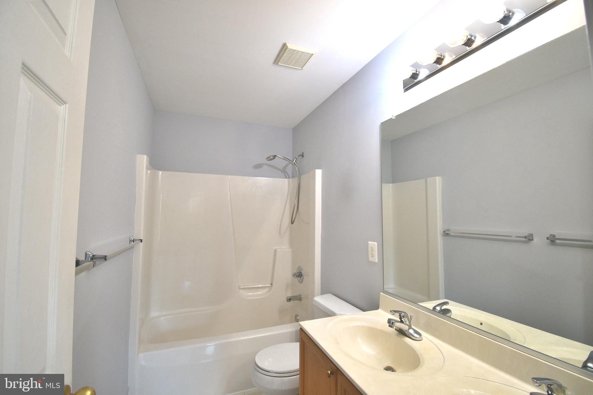 NORTH CROSSING - Residential