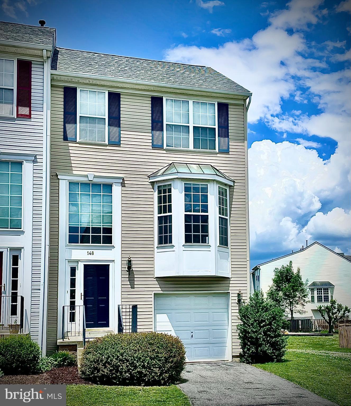 NORTH CROSSING - Residential