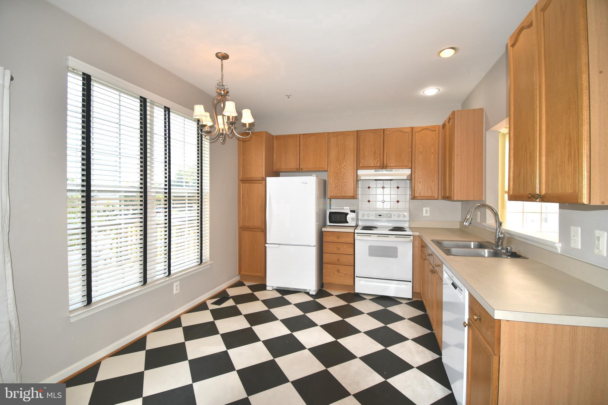 NORTH CROSSING - Residential