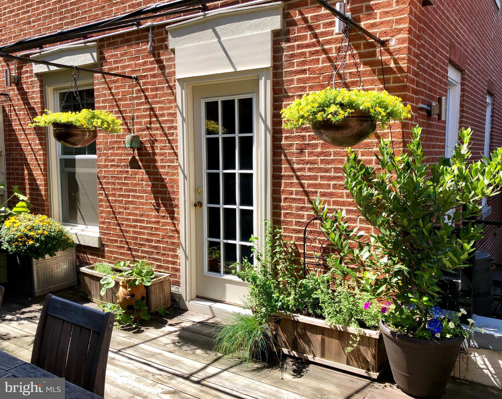 MOUNT VERNON PLACE HISTORIC DISTRICT - Residential