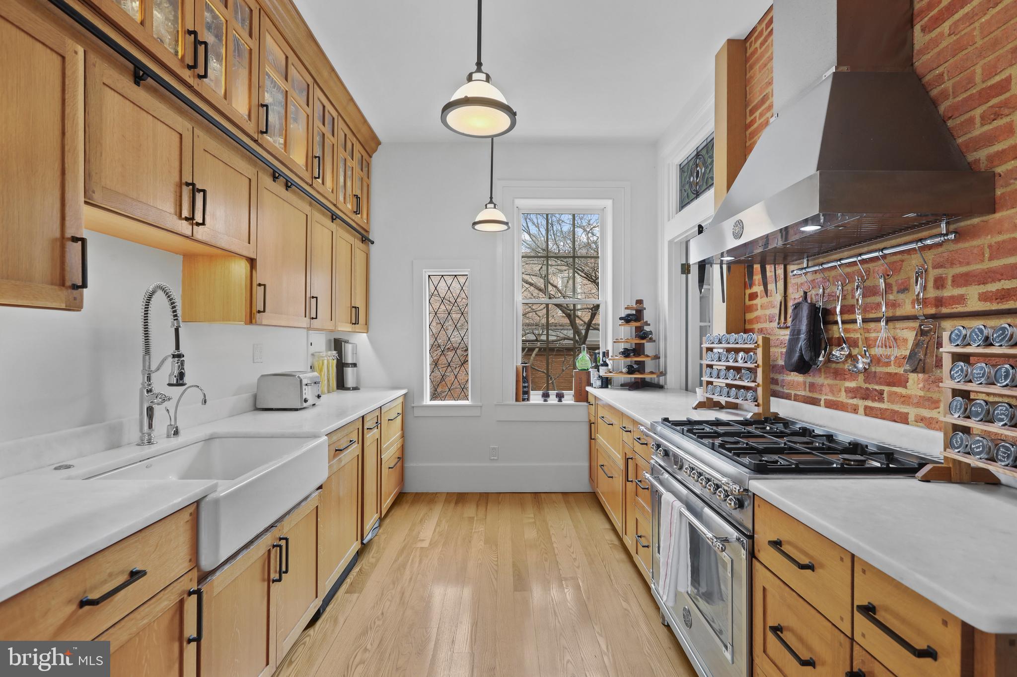 MOUNT VERNON PLACE HISTORIC DISTRICT - Residential