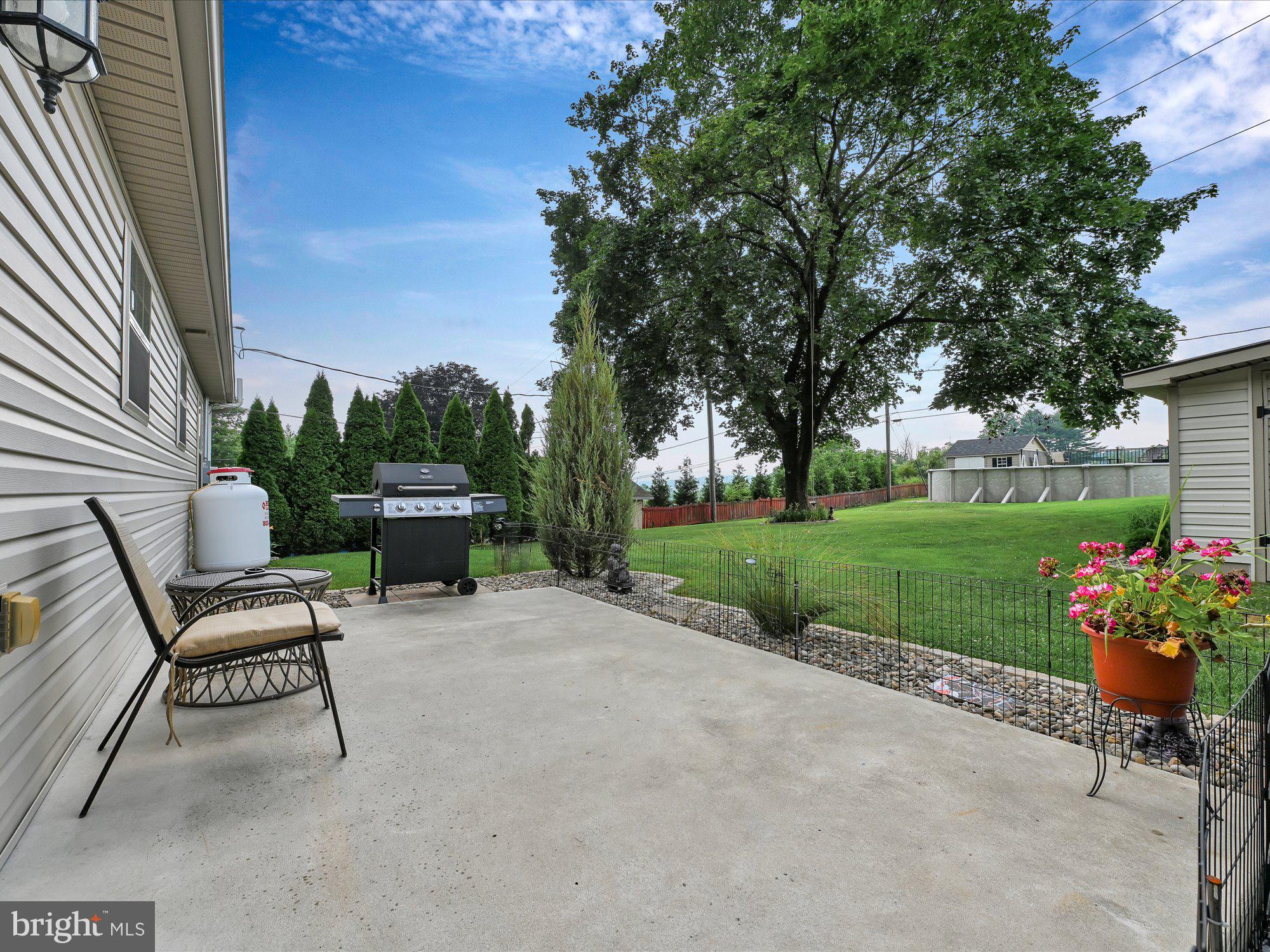 HALLTON HILL - Residential