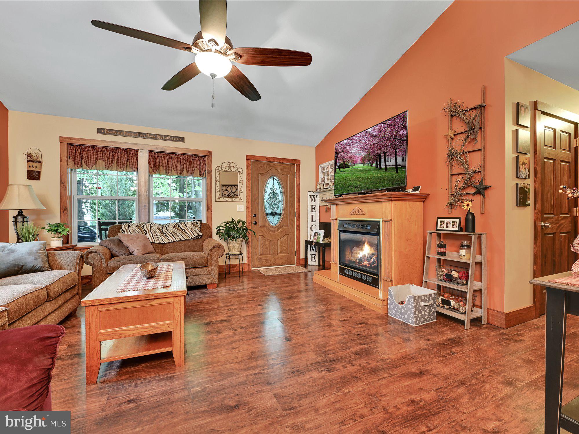 HALLTON HILL - Residential