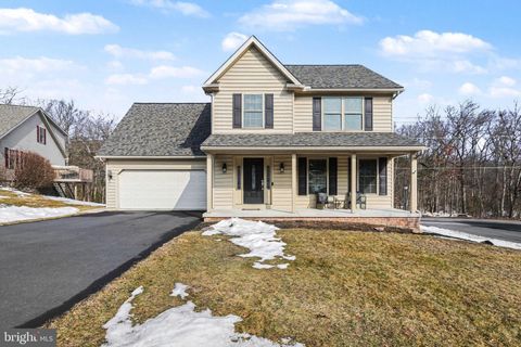 200 WHITETAIL TERRACE MARYSVILLE PA 17053