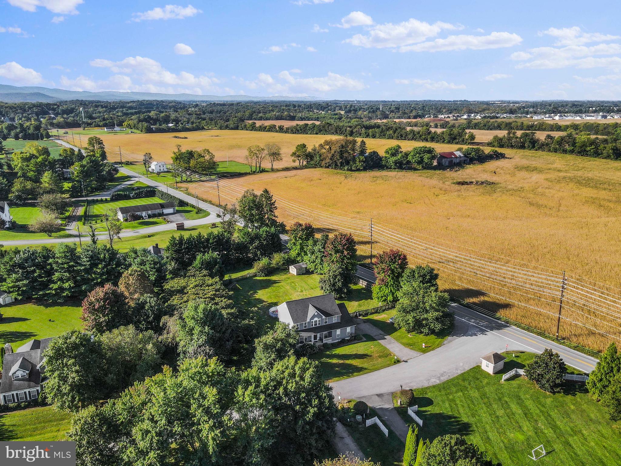 YORKVILLE - Residential